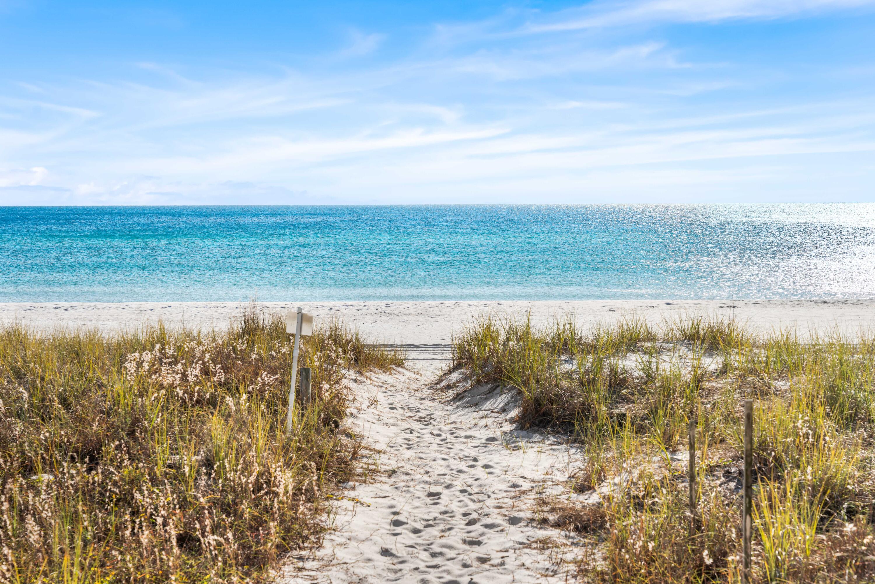 SHORES TOWNHOUSES - Residential