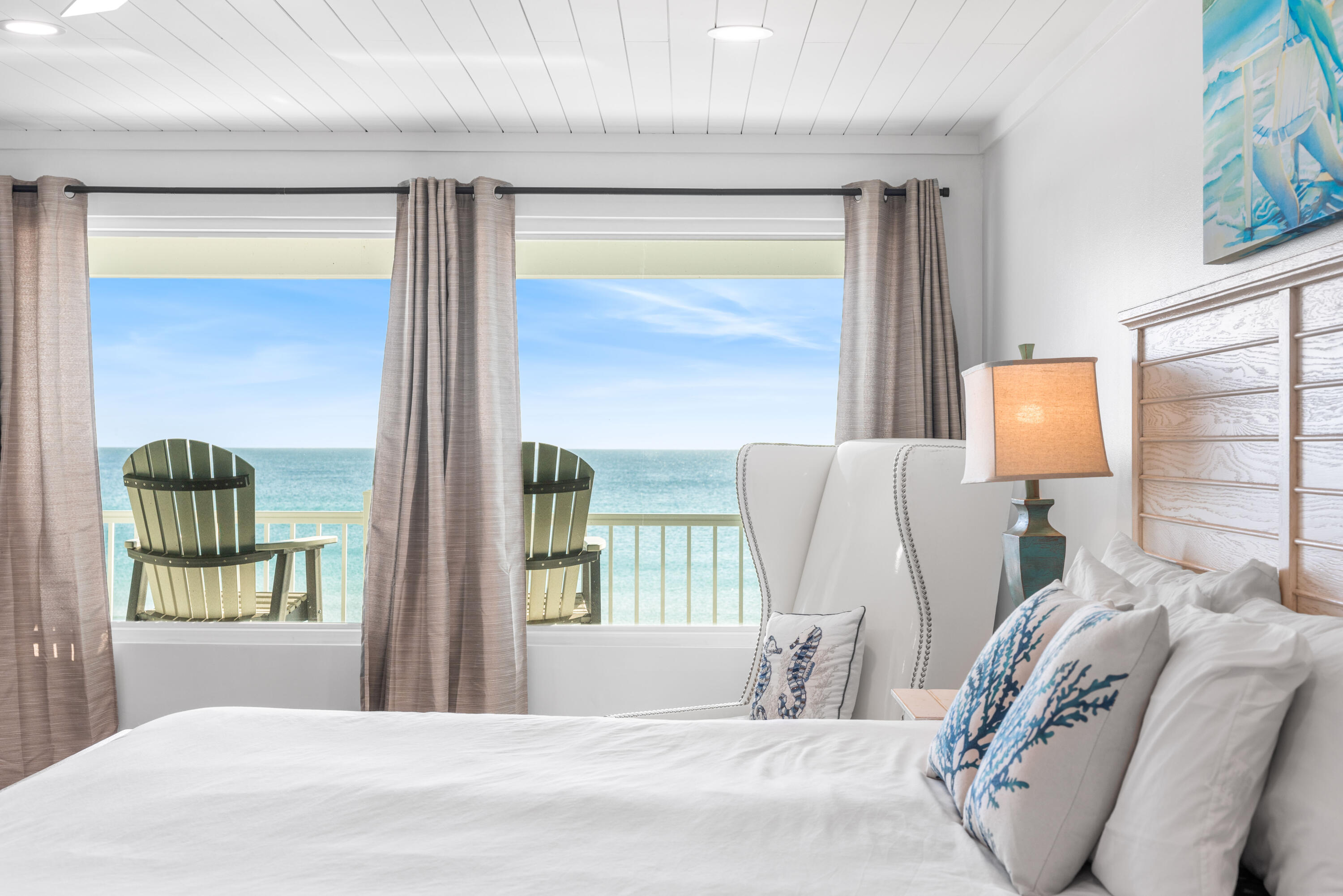 SHORES TOWNHOUSES - Residential