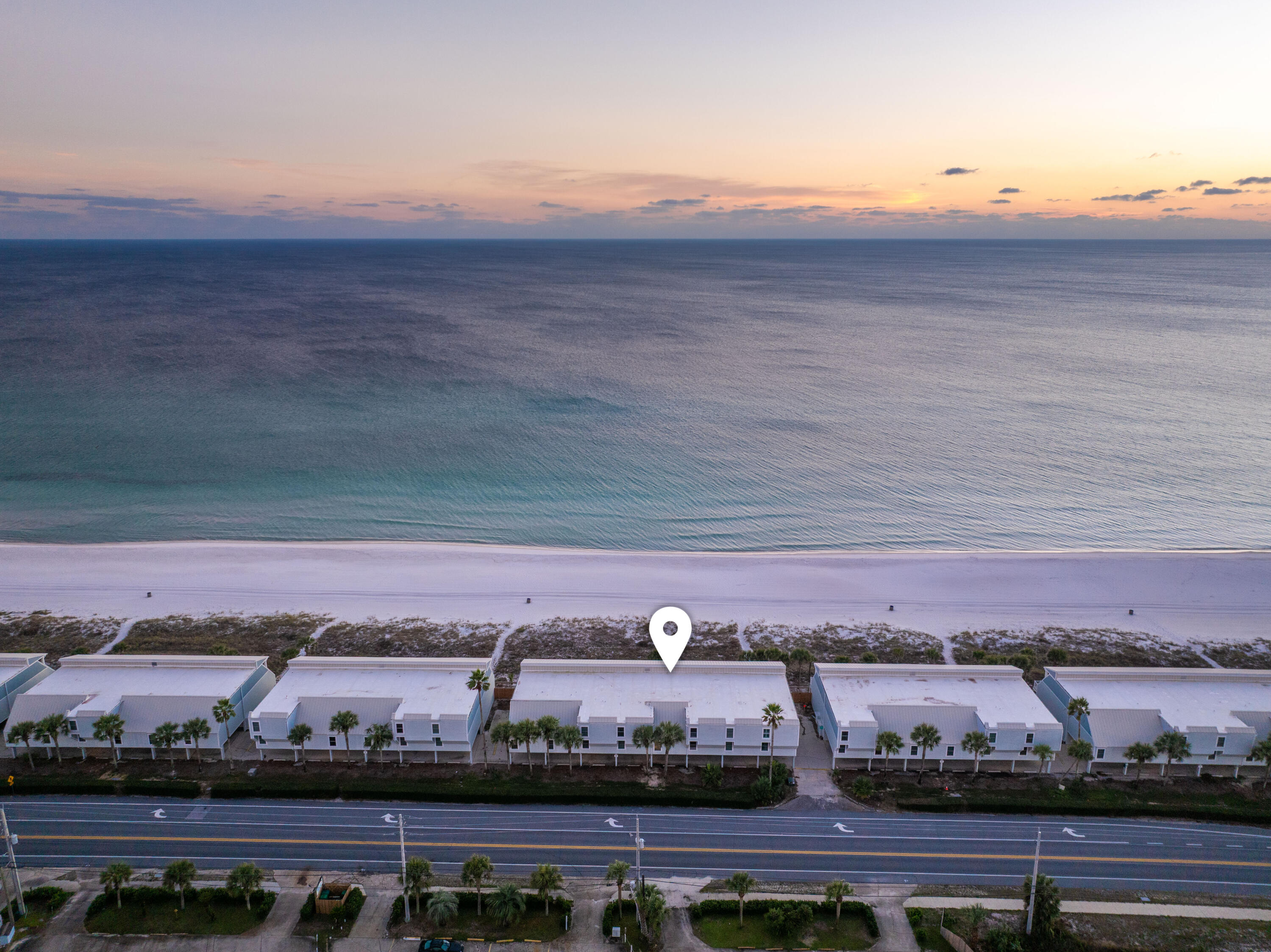 SHORES TOWNHOUSES - Residential