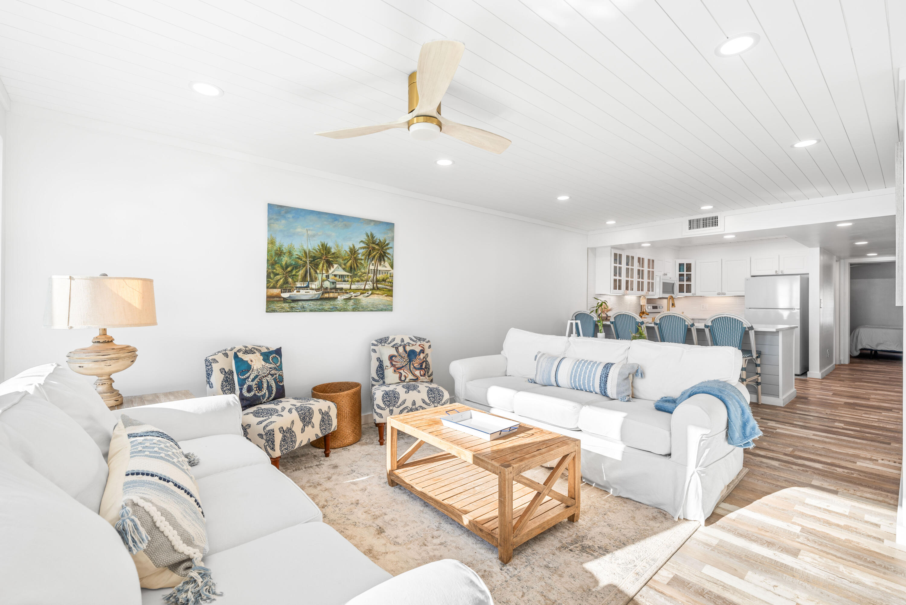 SHORES TOWNHOUSES - Residential