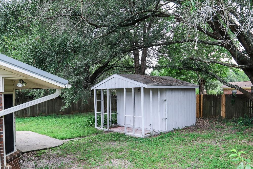 LAKEWOOD 1ST ADDN - Residential