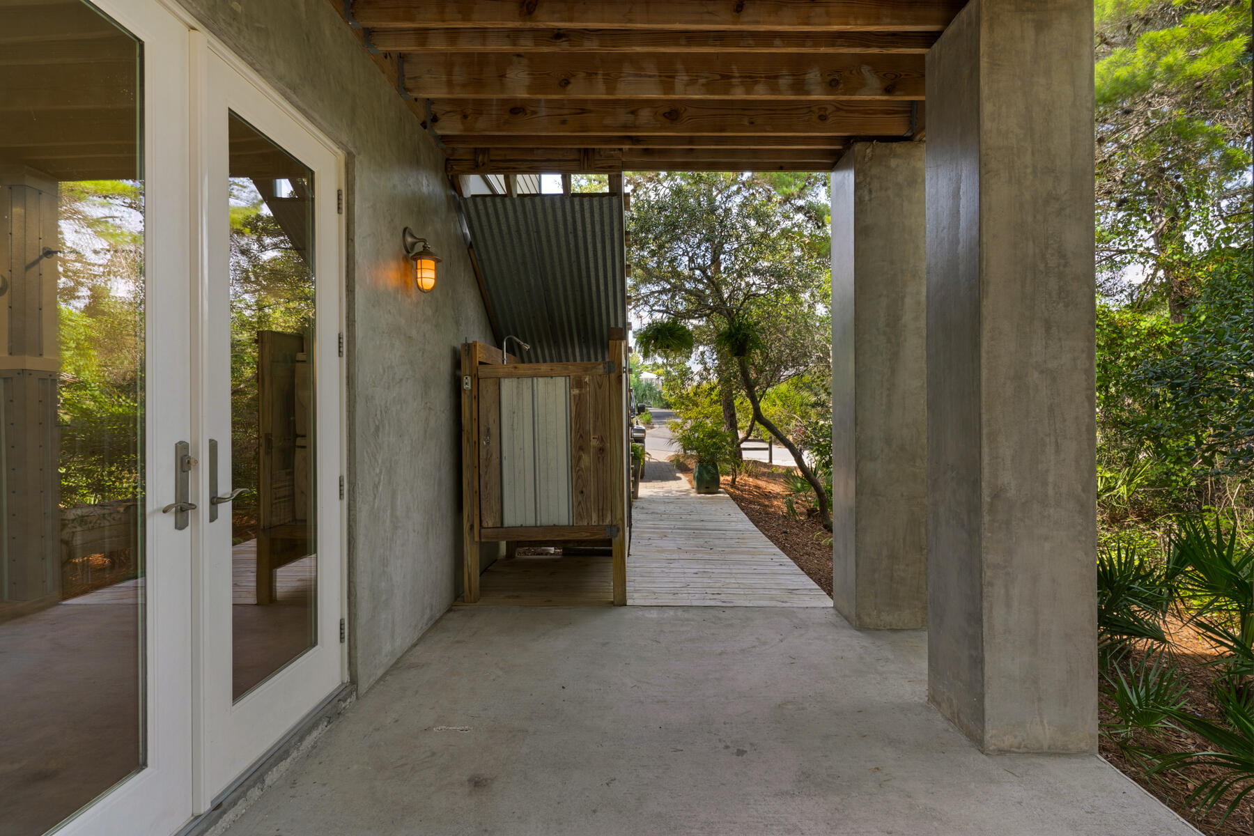 ROLLING DUNES ESTATES - Residential Lease