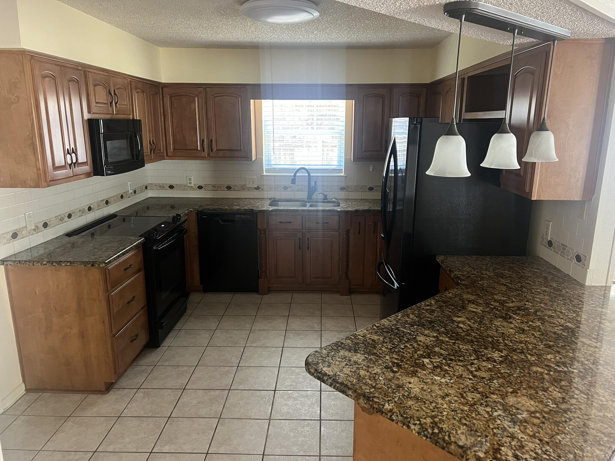 N/A - Residential Lease