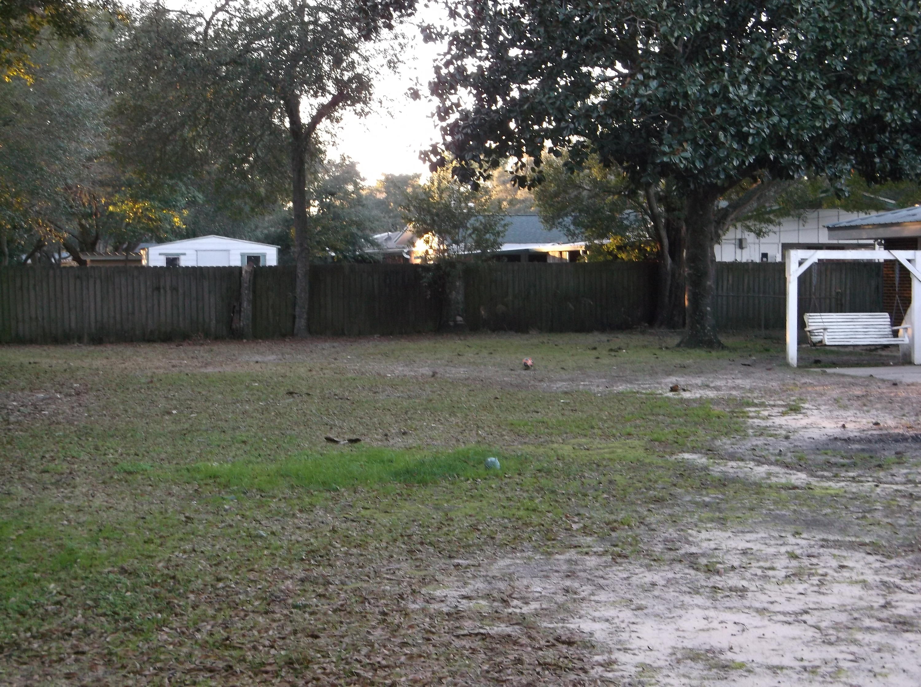 BAYOU WOODS - Residential