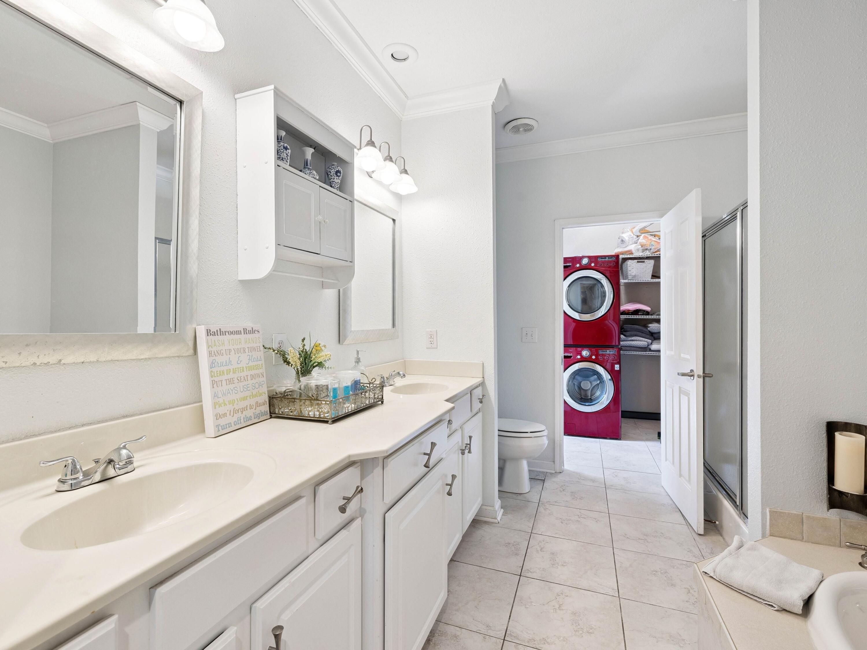 TOWN OF SANTA ROSA - Residential