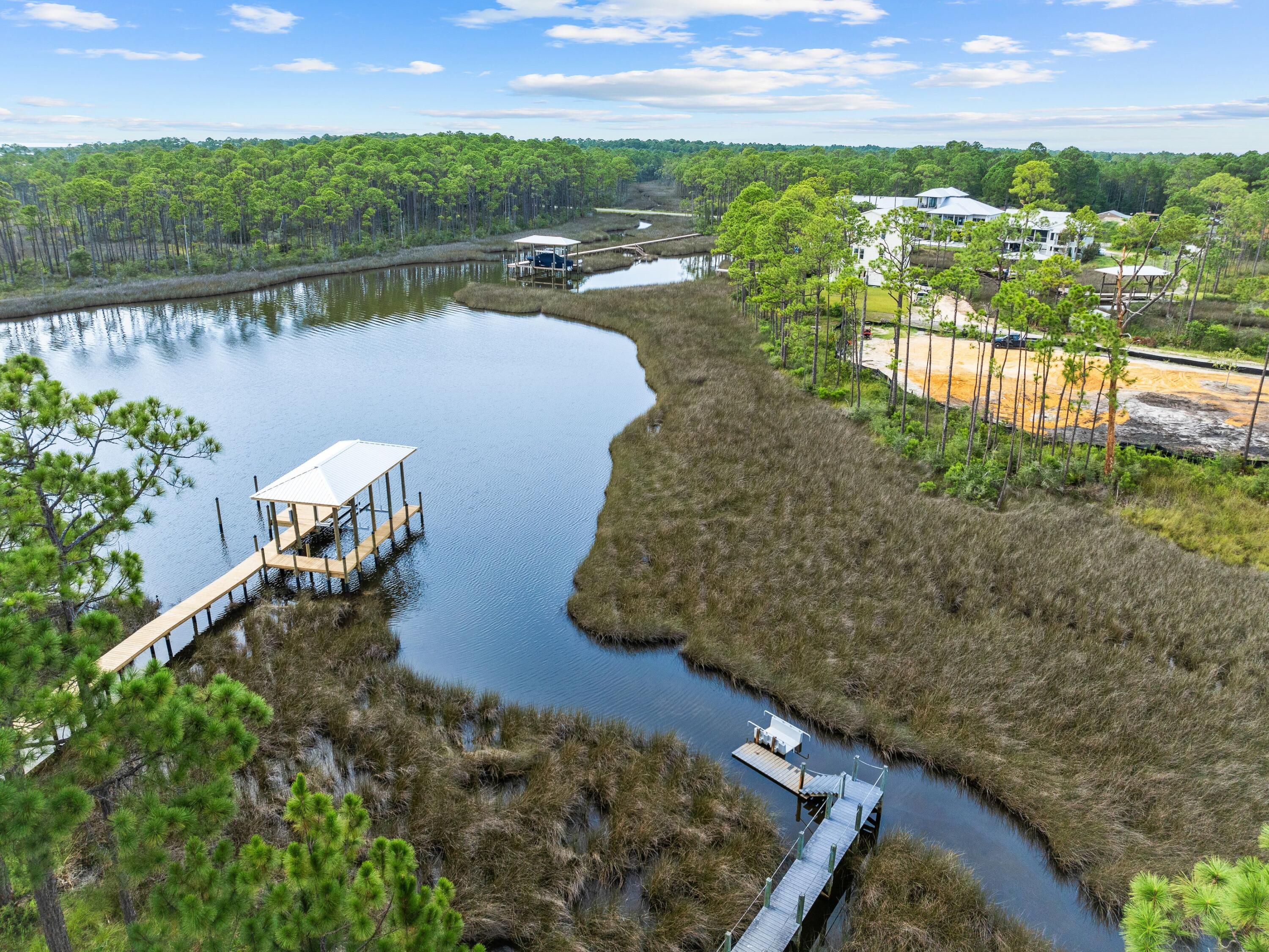 TOWN OF SANTA ROSA - Residential