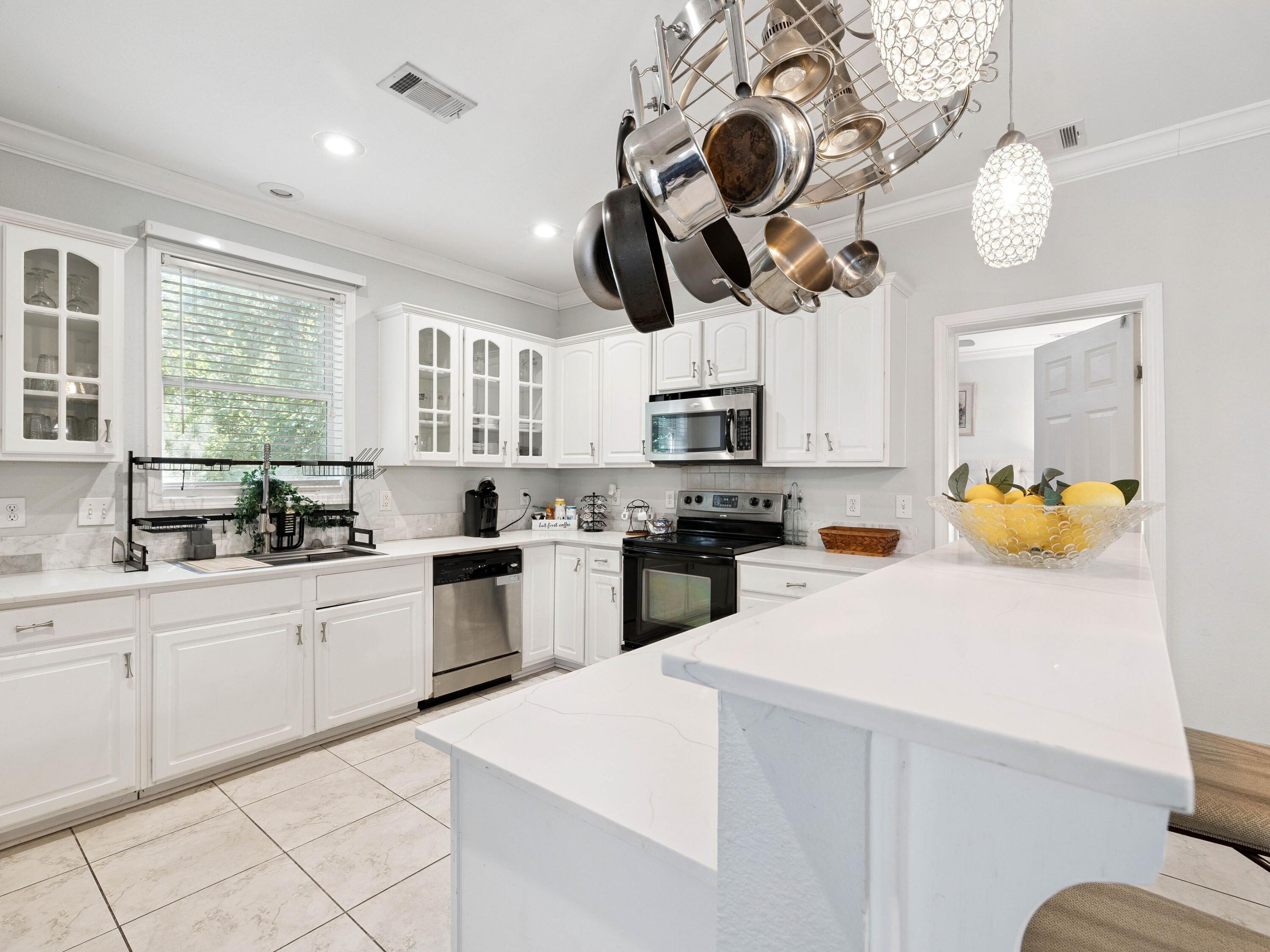 TOWN OF SANTA ROSA - Residential