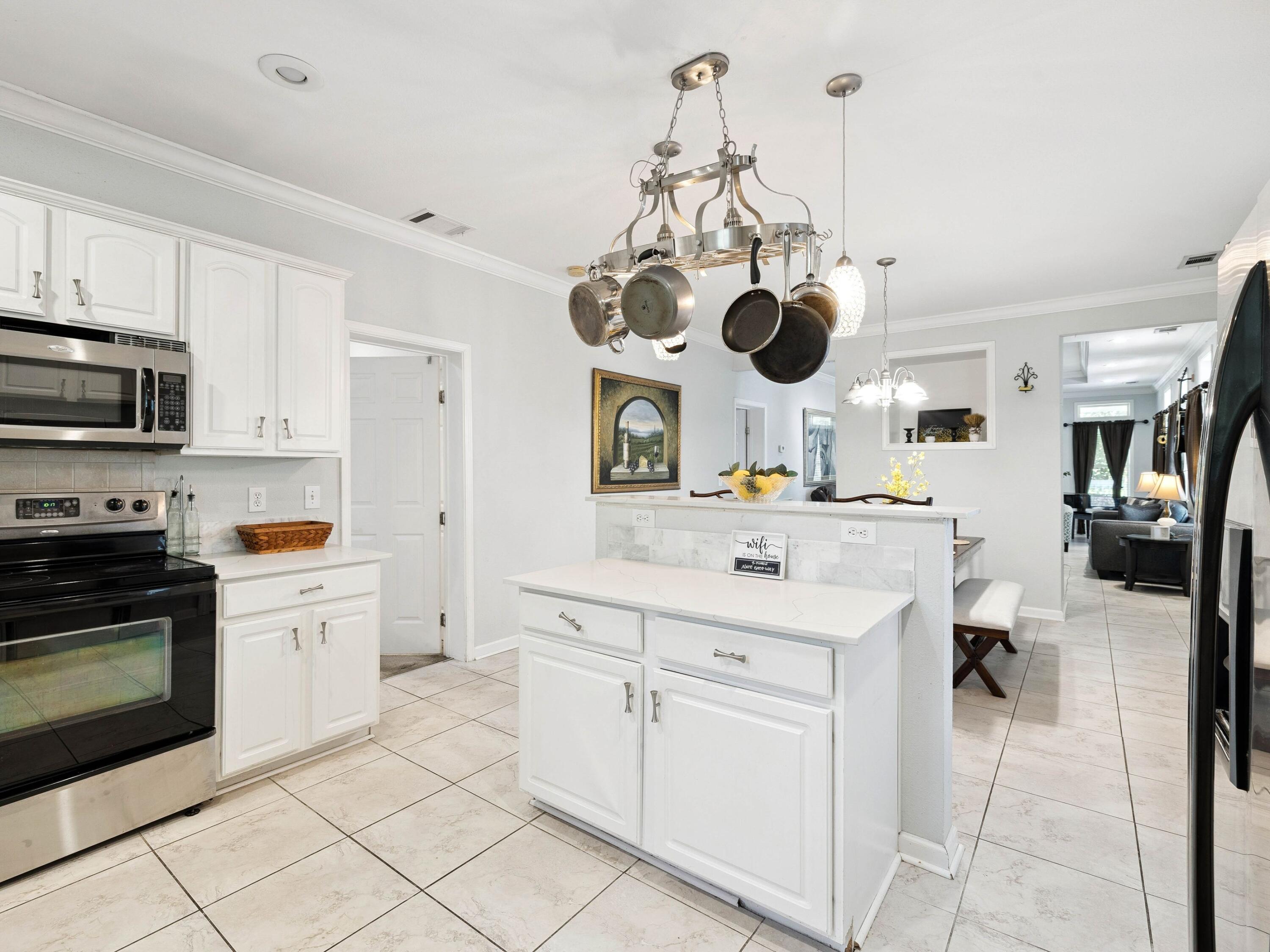 TOWN OF SANTA ROSA - Residential