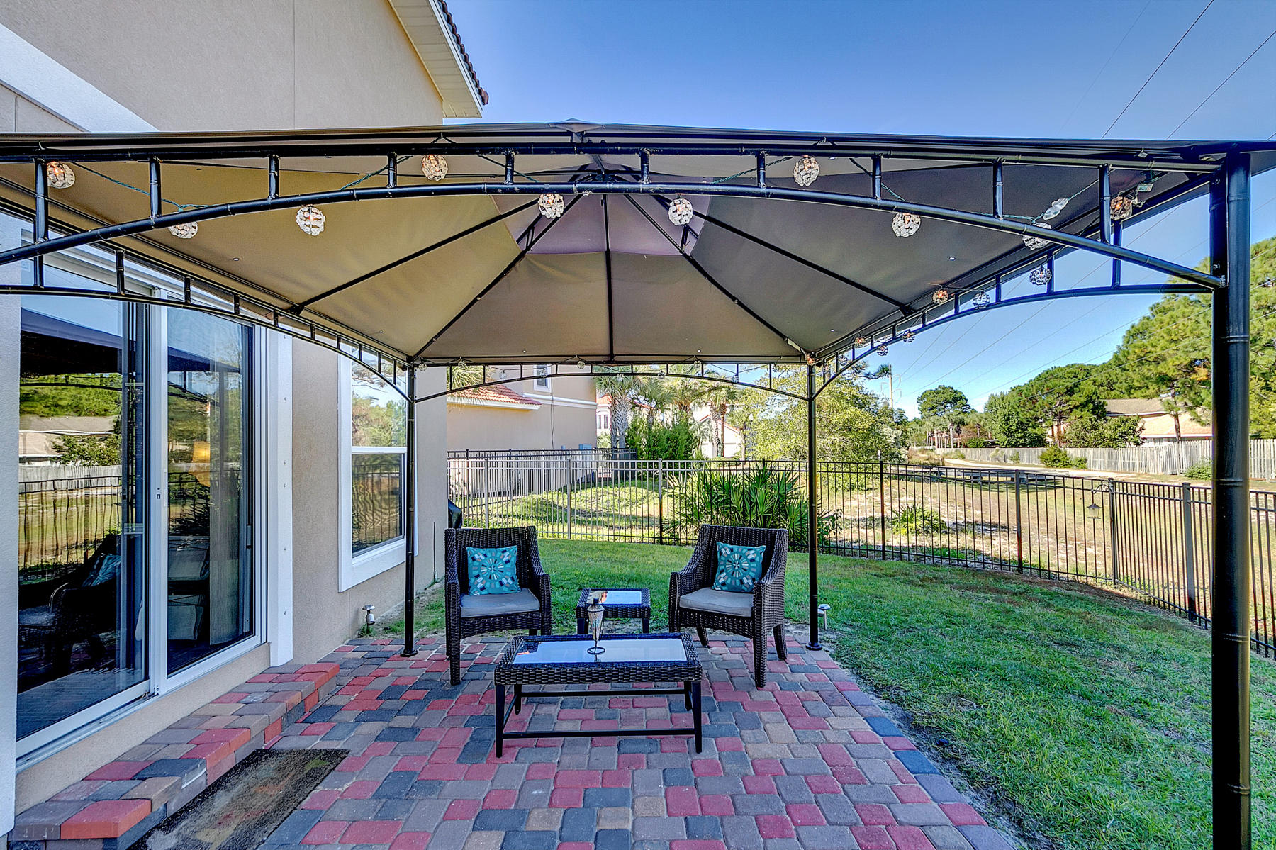 CALUSA BAY - Residential