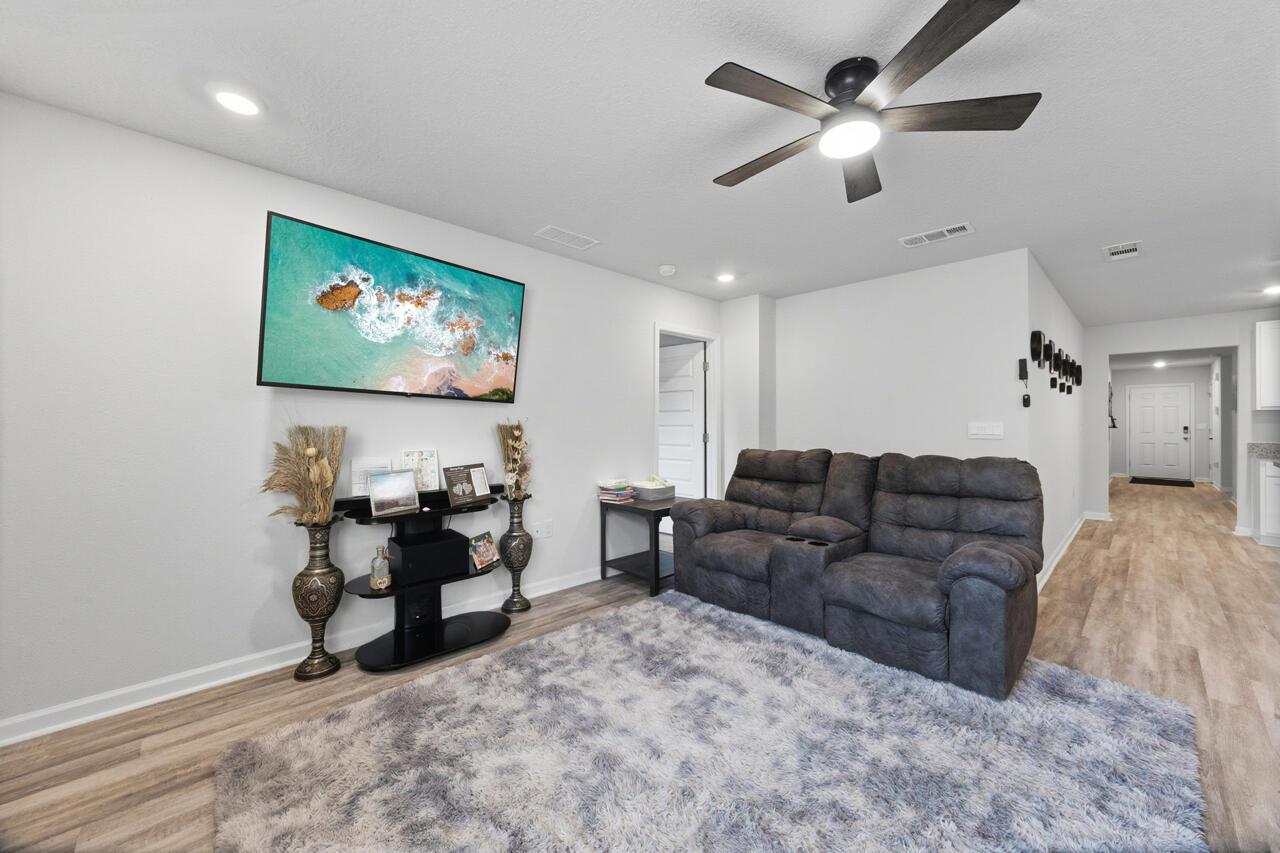 Day's Landing - Residential