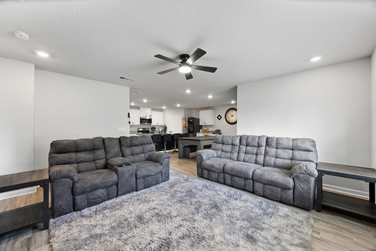 Day's Landing - Residential