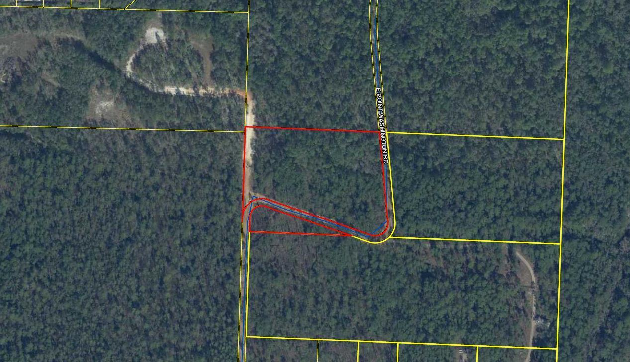 Great location for development in Point Washington. Several very nice subdivisions located close by with the international airport minutes away. Sold as is.