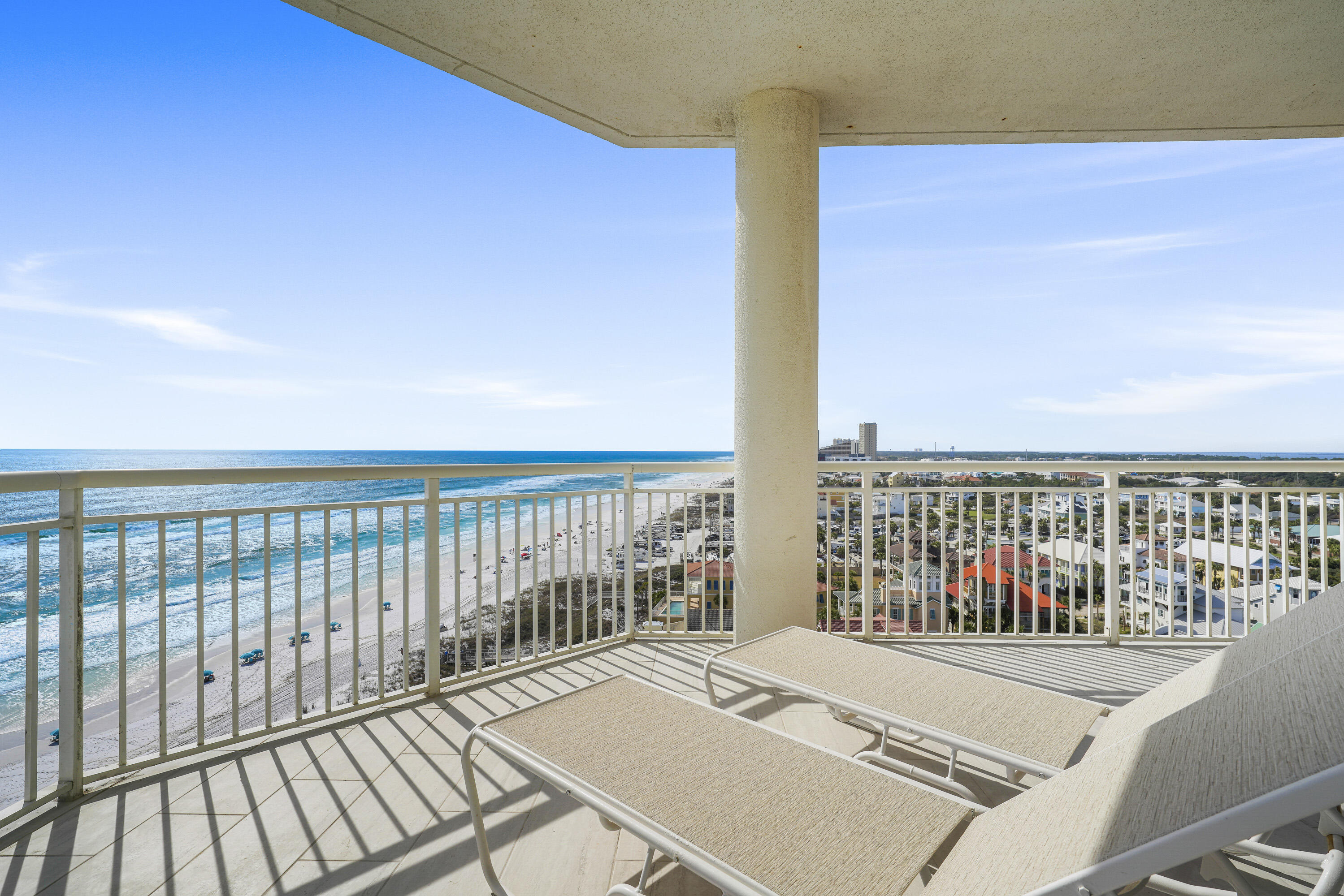 HIDDEN DUNES GRAND VILLAS - Residential