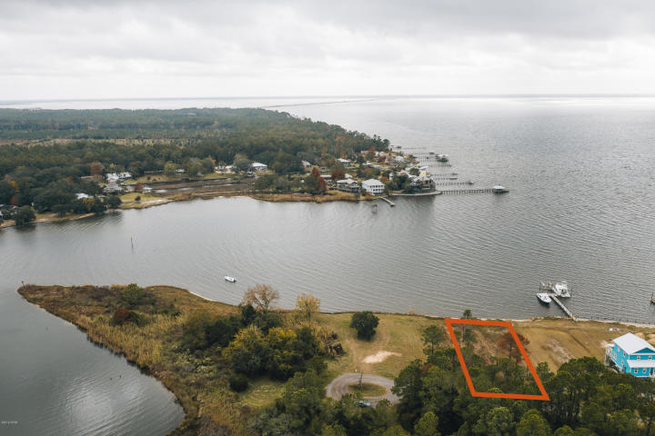 Bayou Lagrange - Land