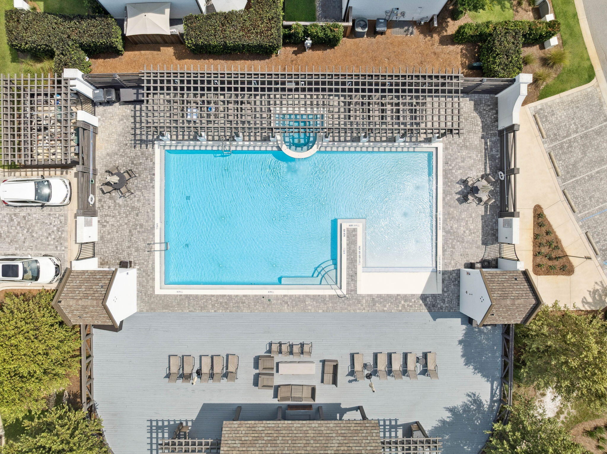 RidgeWalk - Residential