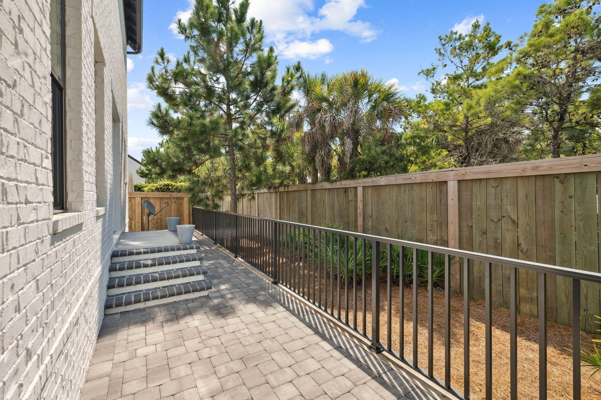 RidgeWalk - Residential