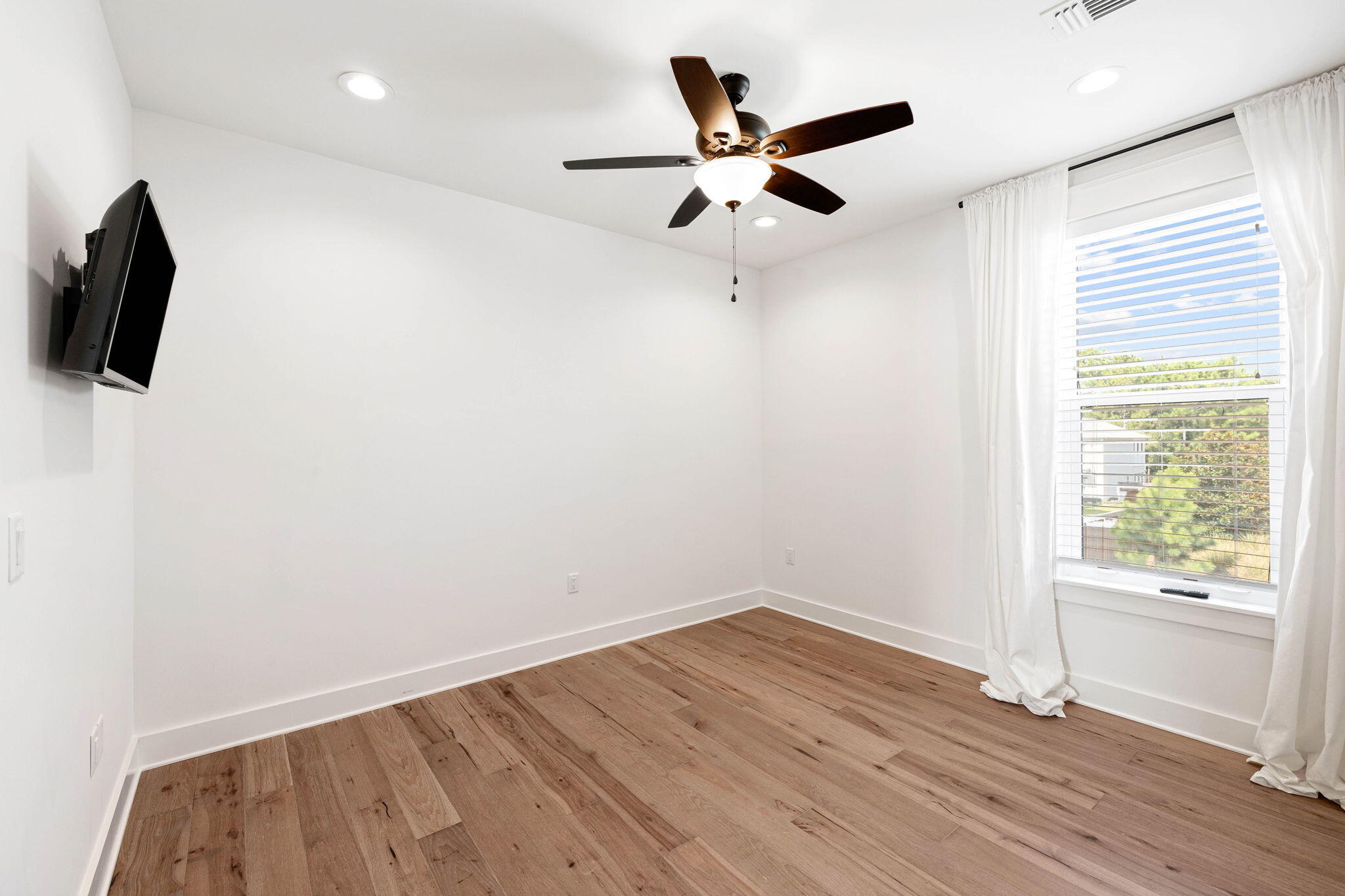 RidgeWalk - Residential