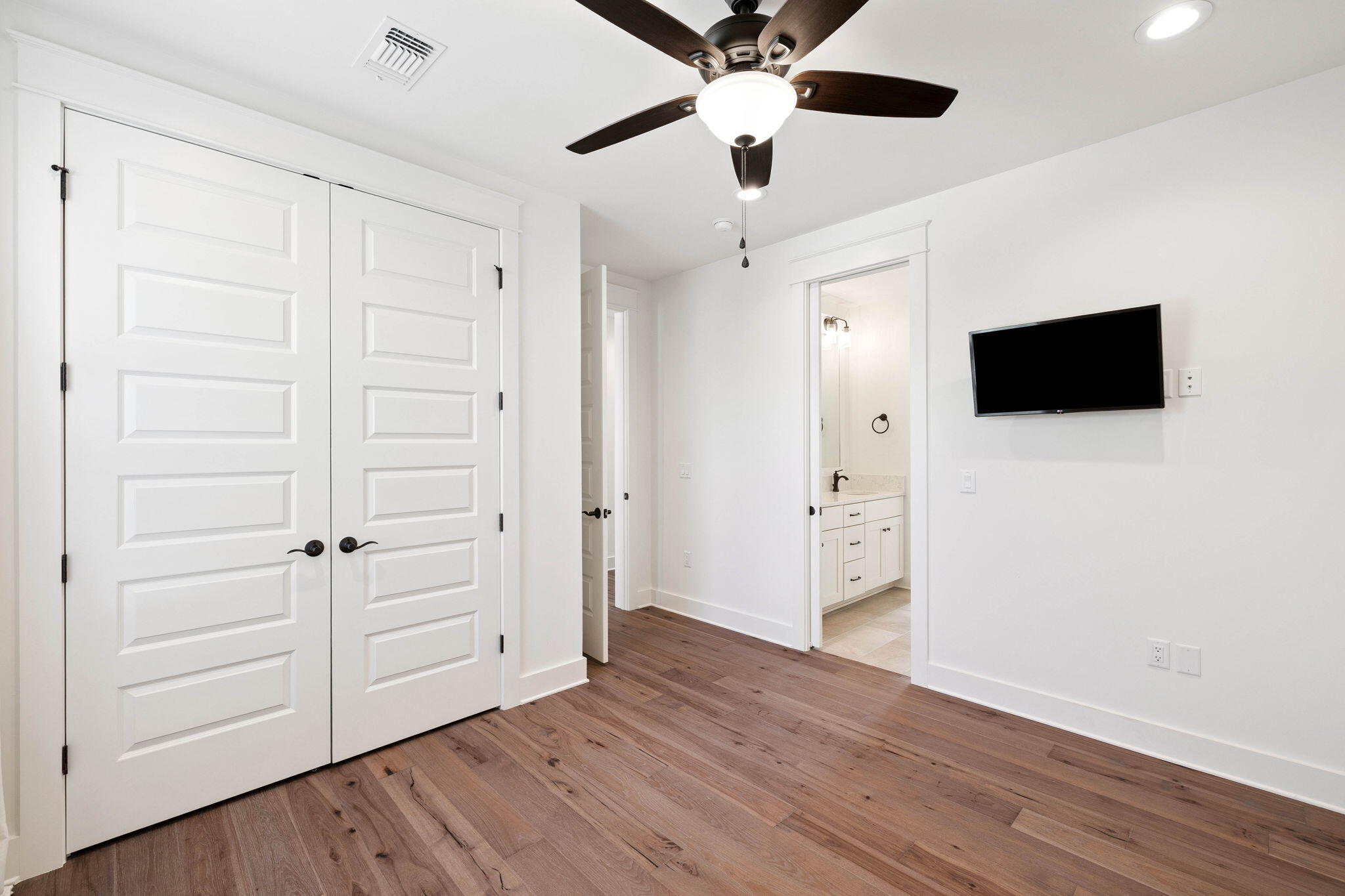RidgeWalk - Residential