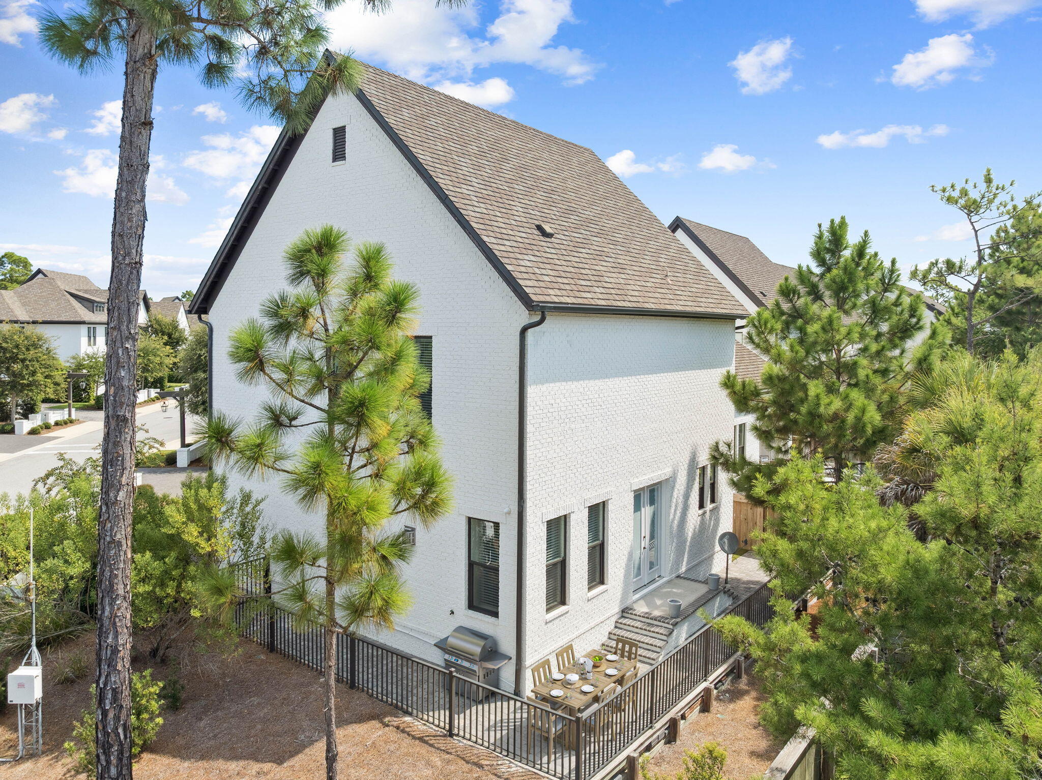 RidgeWalk - Residential