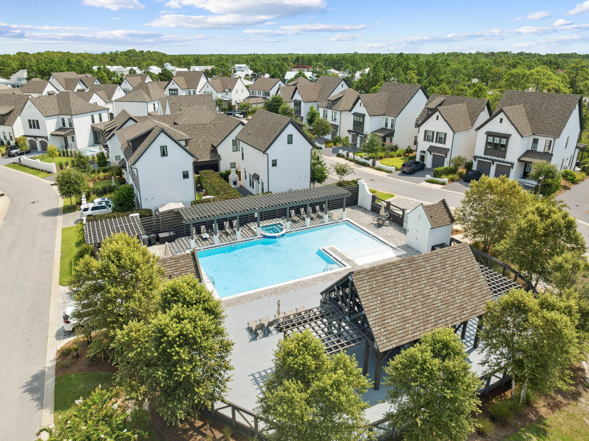 RidgeWalk - Residential