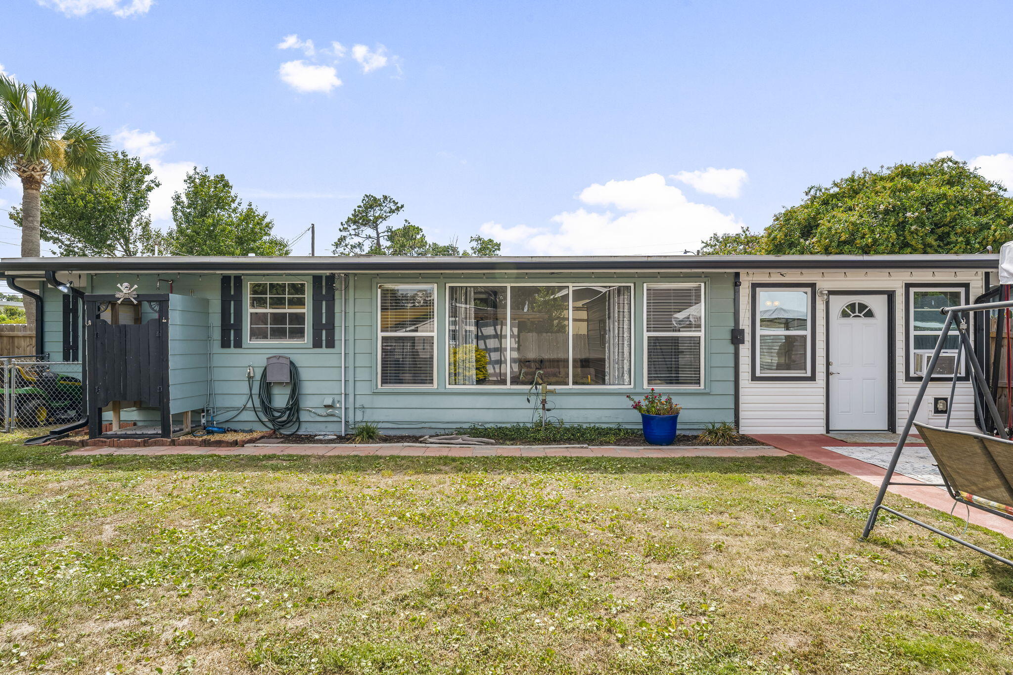 WOODLAWN UNIT 1 - Residential