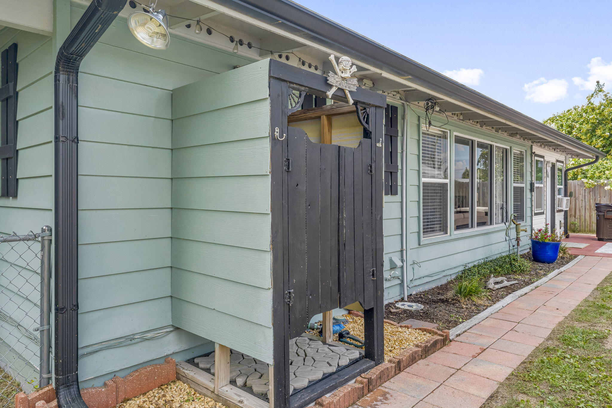 WOODLAWN UNIT 1 - Residential