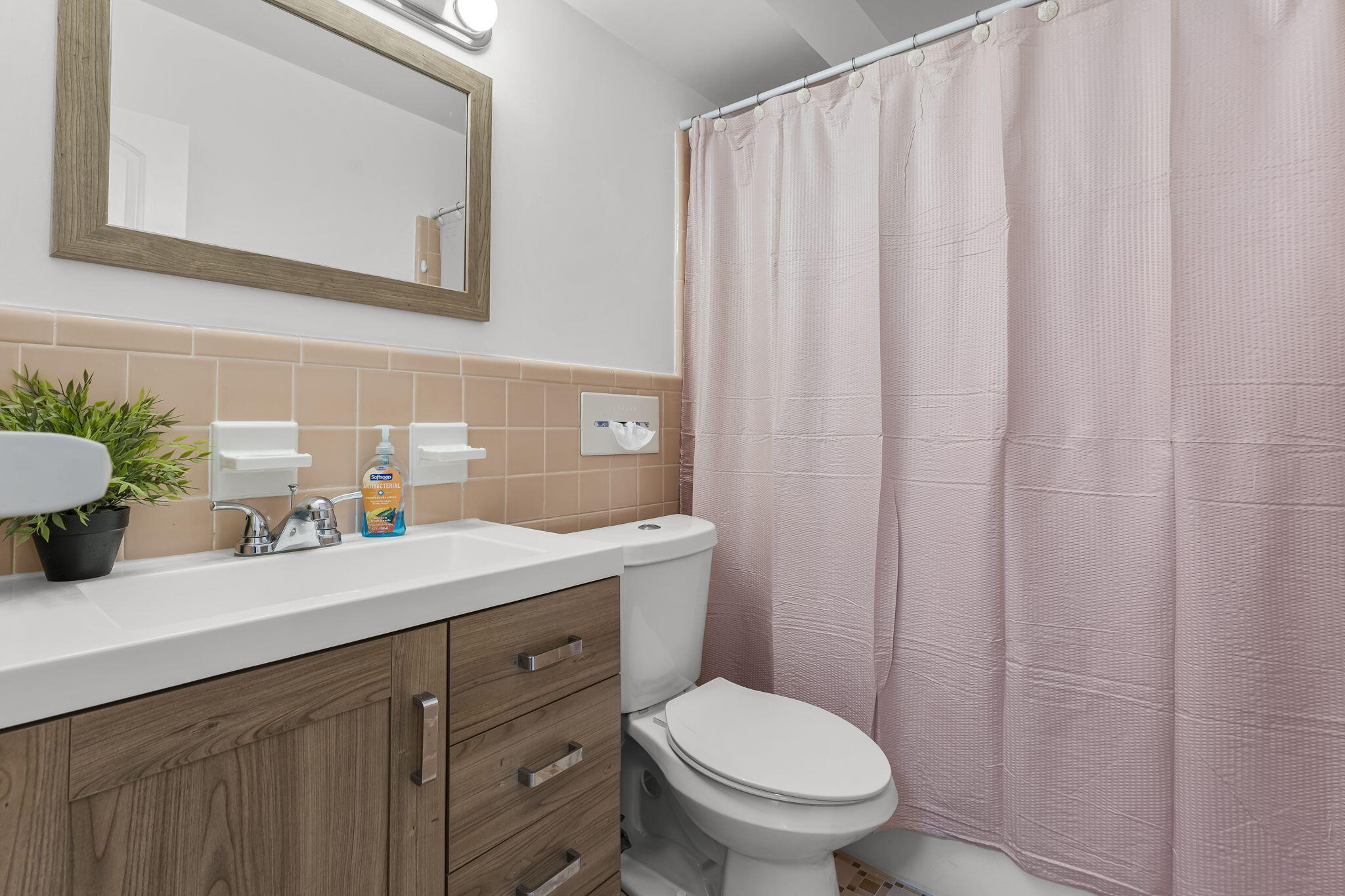 WOODLAWN UNIT 1 - Residential