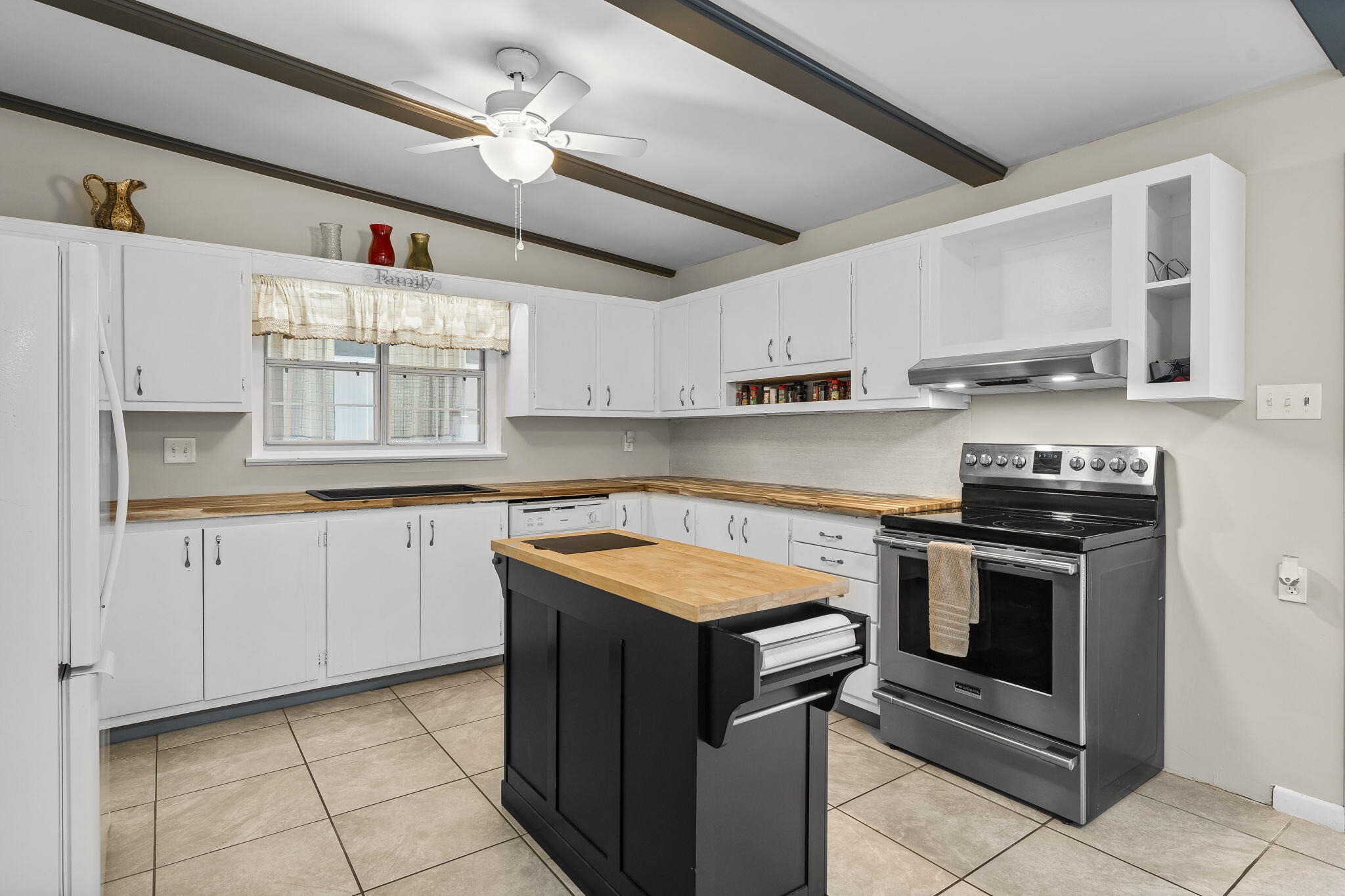 WOODLAWN UNIT 1 - Residential