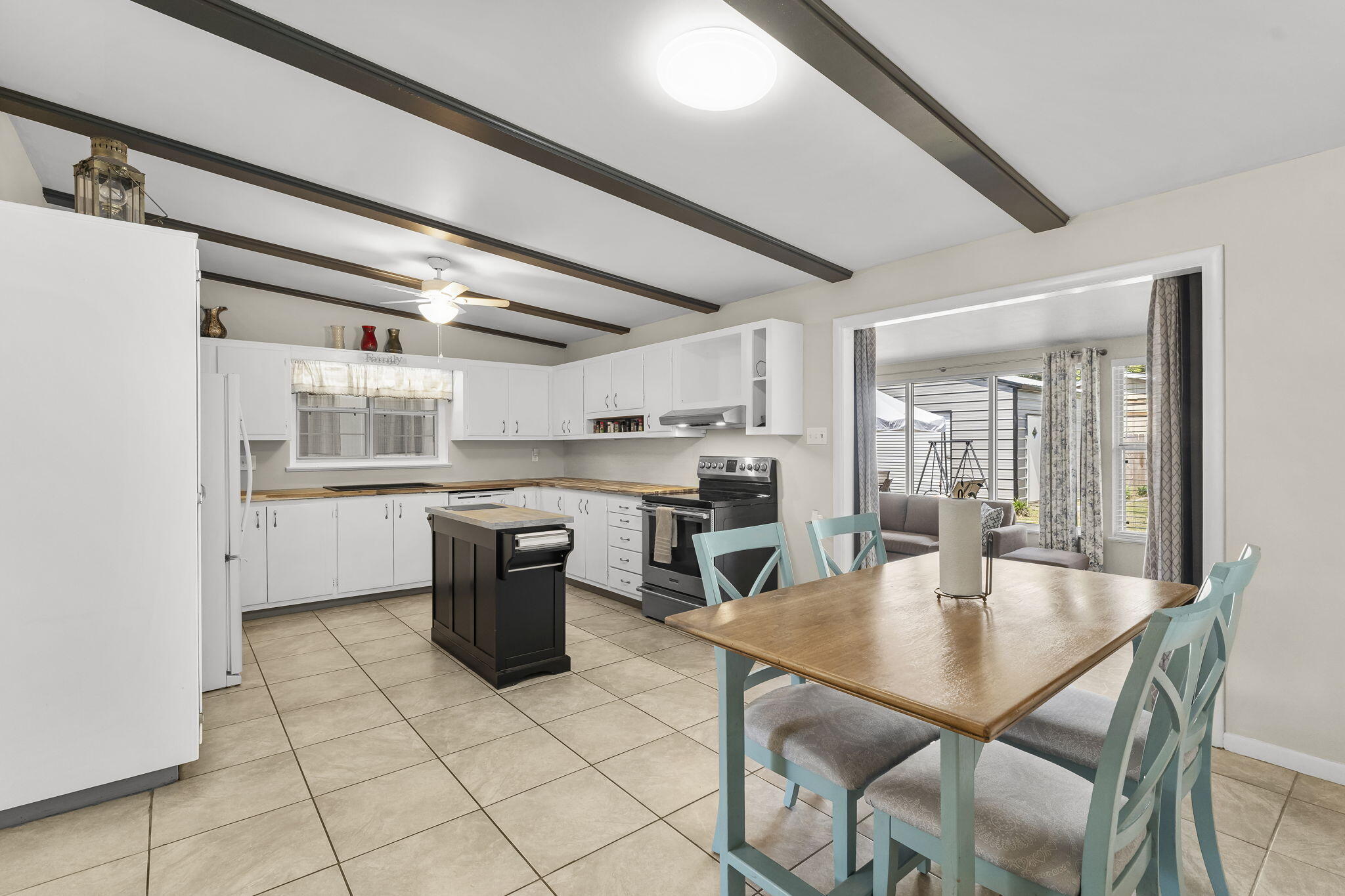 WOODLAWN UNIT 1 - Residential