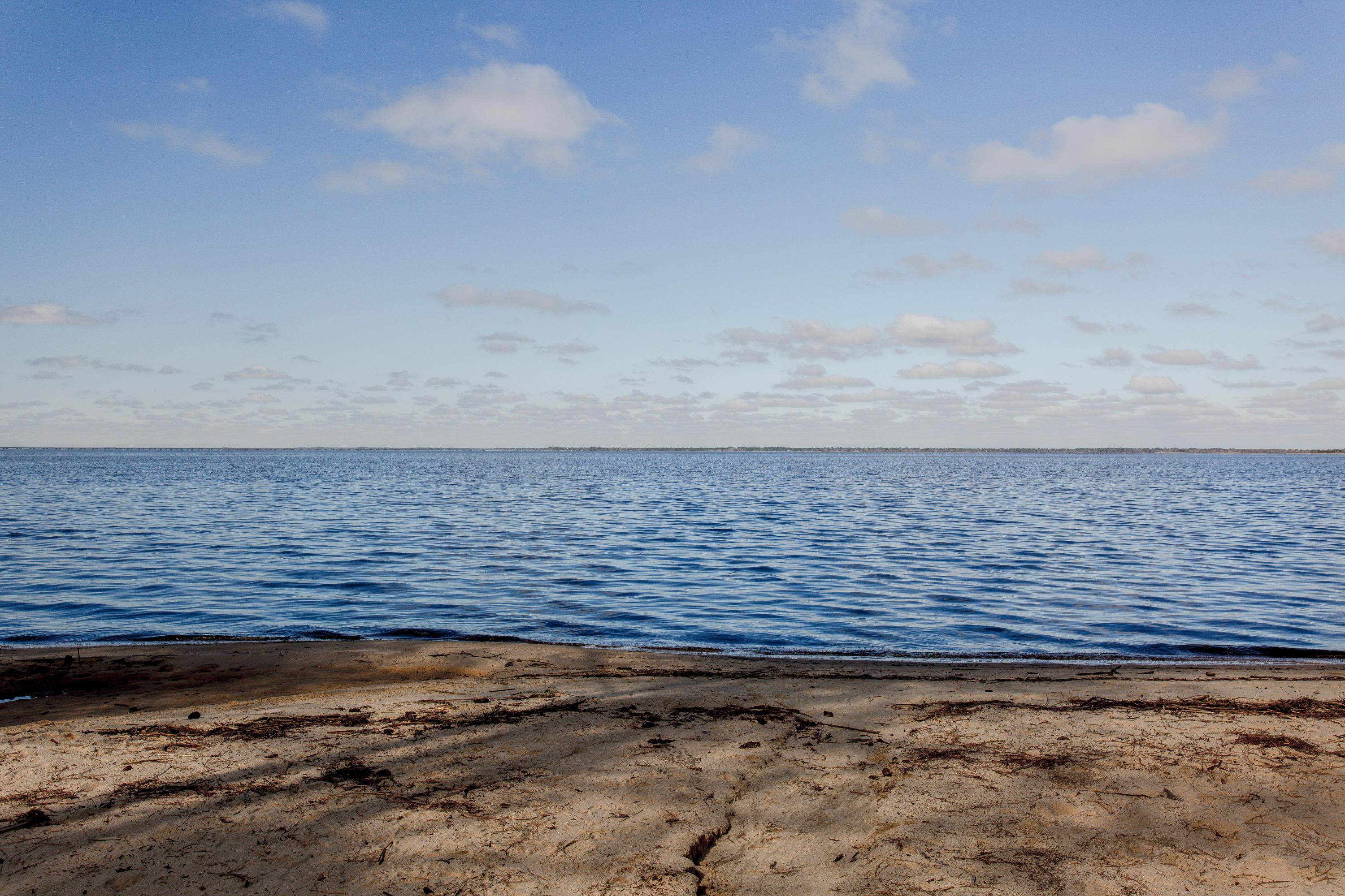 MAGNOLIA BEACH - Residential