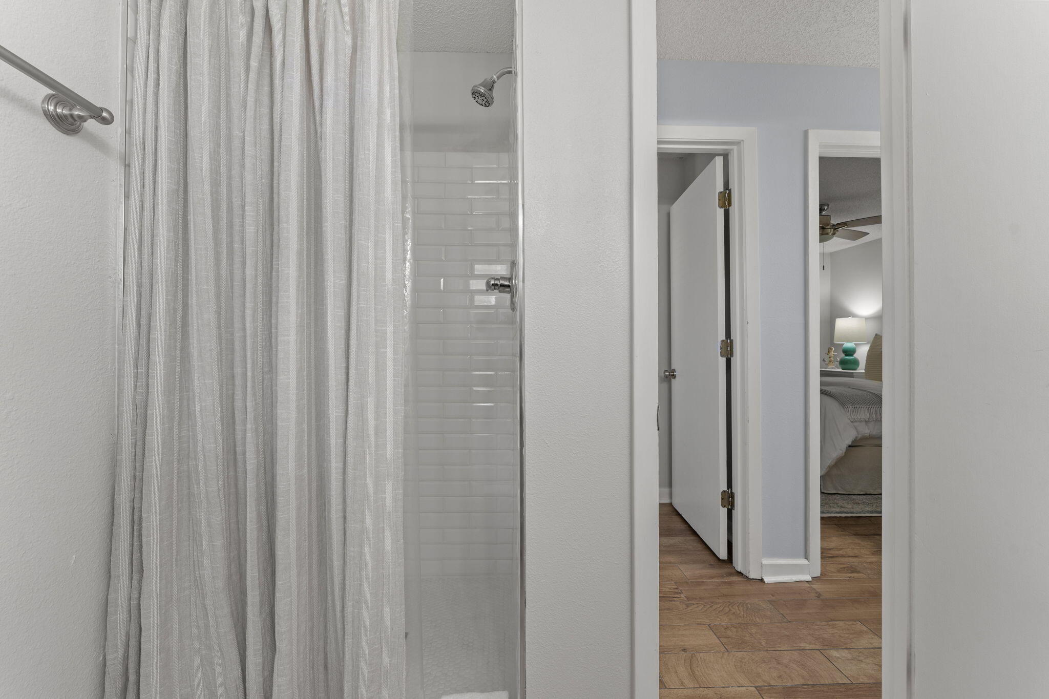 BEACHWOOD VILLAS CONDO PH 2 - Residential