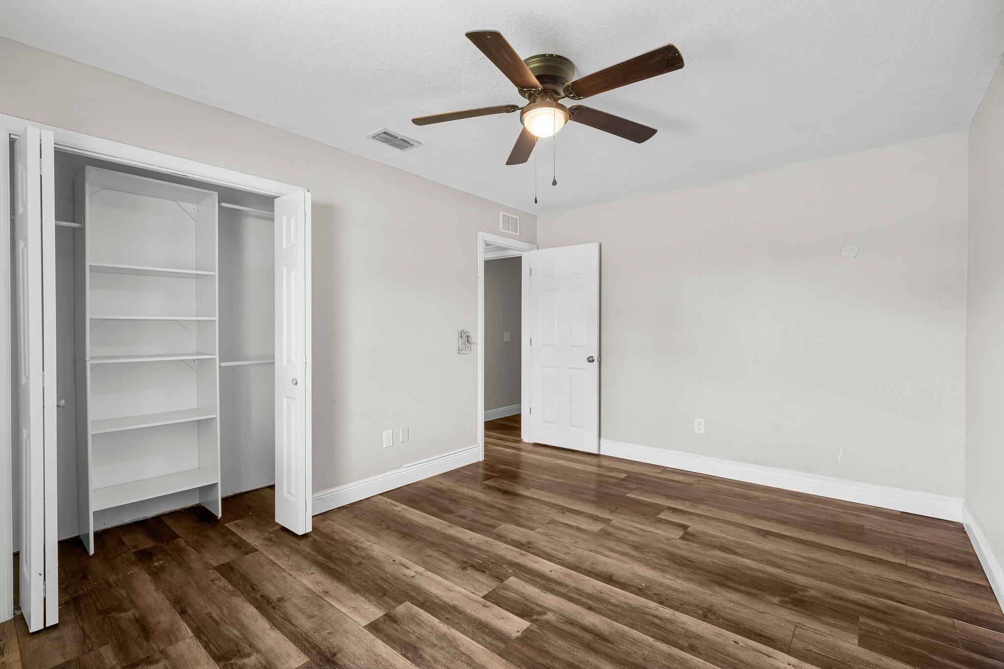SHADOW BAY UNIT 5 - Residential