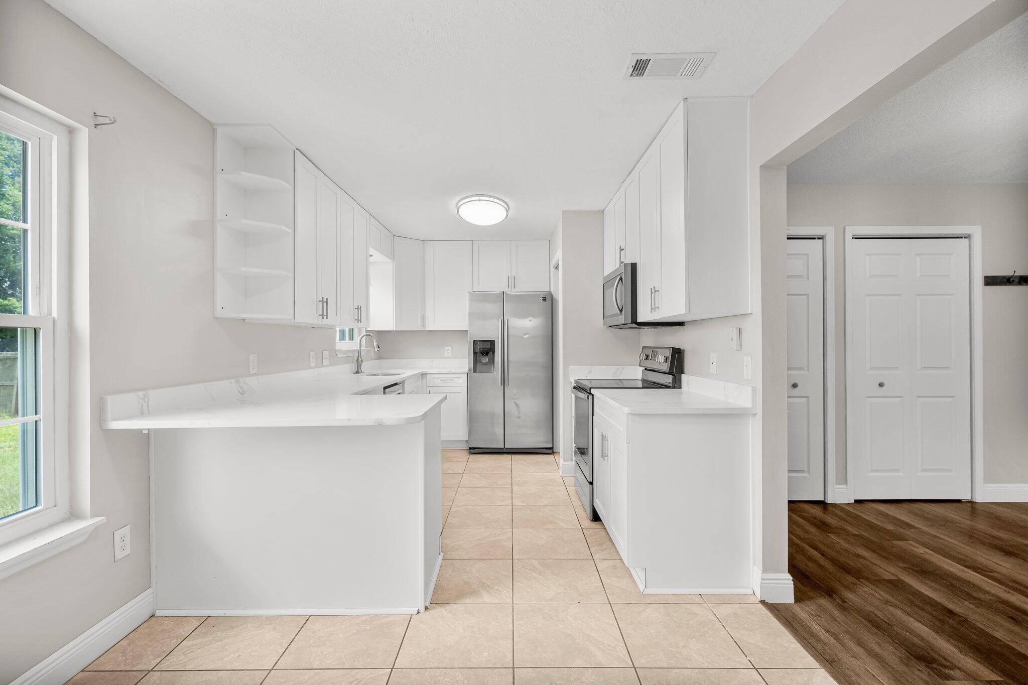 SHADOW BAY UNIT 5 - Residential
