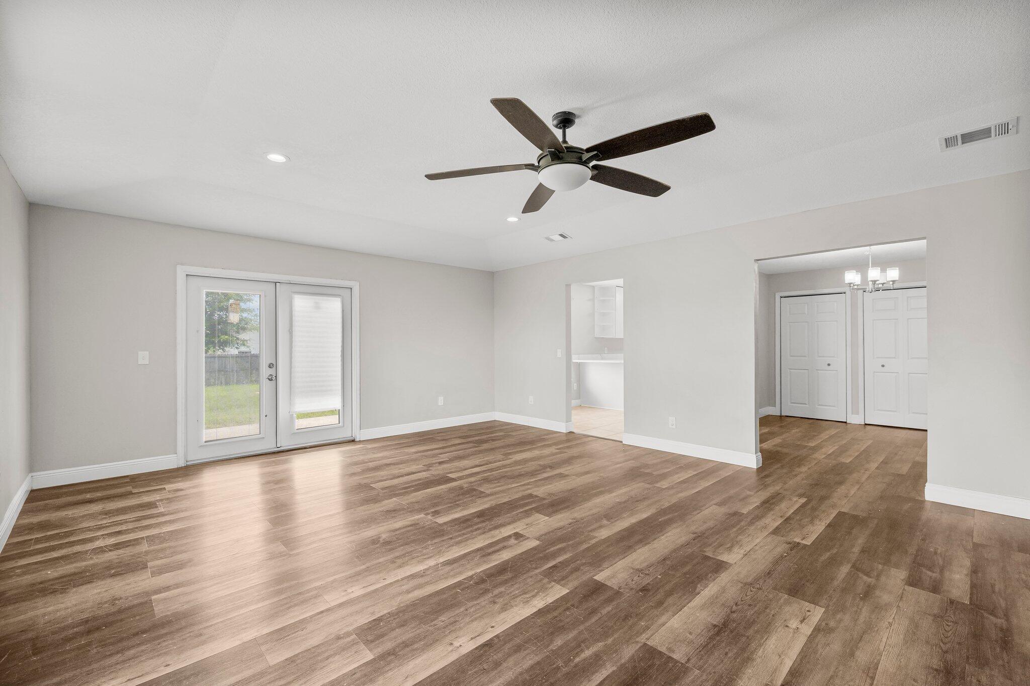 SHADOW BAY UNIT 5 - Residential