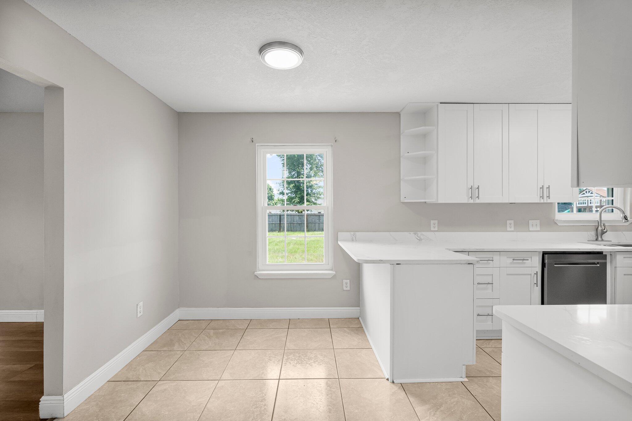 SHADOW BAY UNIT 5 - Residential