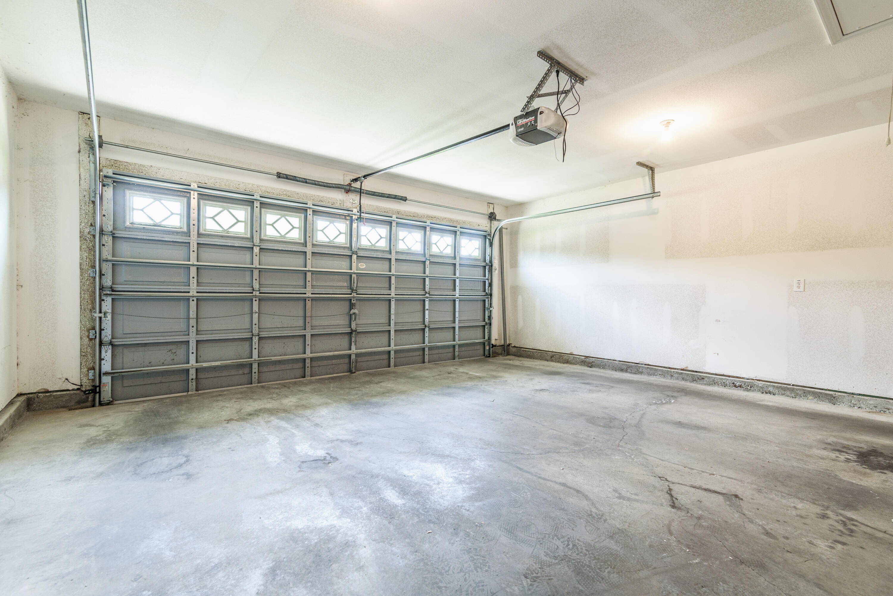 NONESUCH WAY - Residential