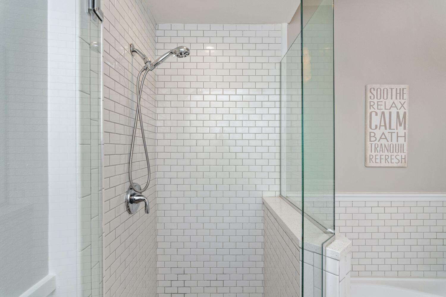 INN AT GULF PLACE - Residential