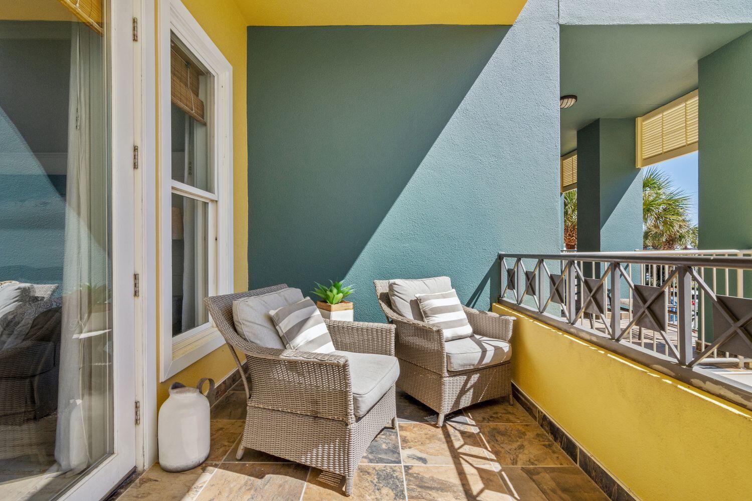 INN AT GULF PLACE - Residential