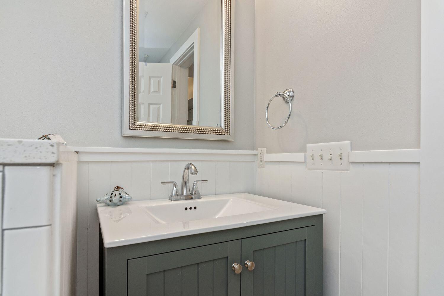 INN AT GULF PLACE - Residential