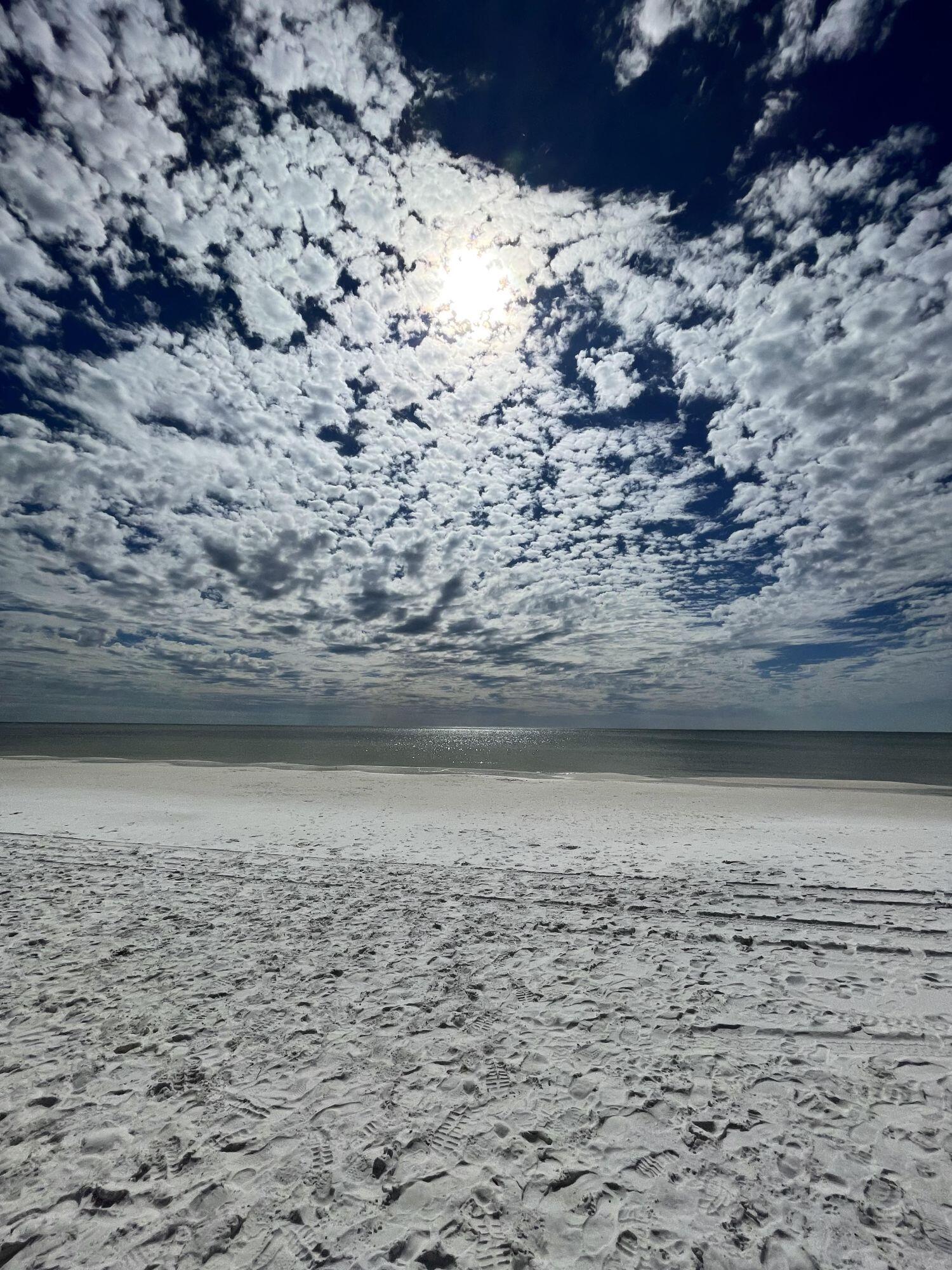 INN AT GULF PLACE - Residential