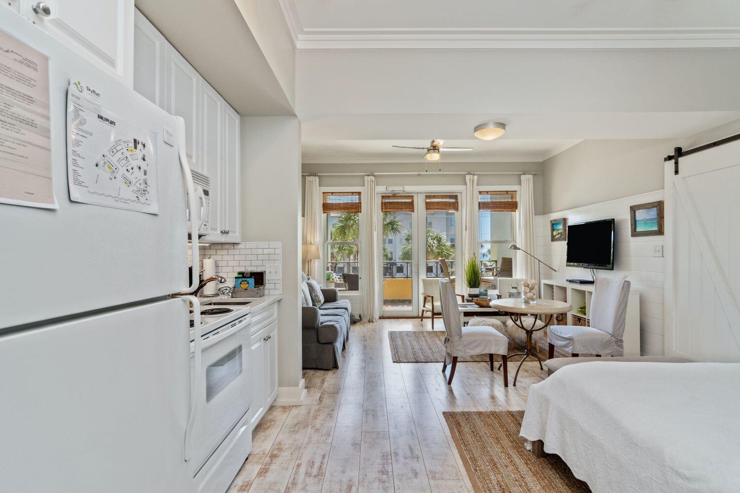 INN AT GULF PLACE - Residential