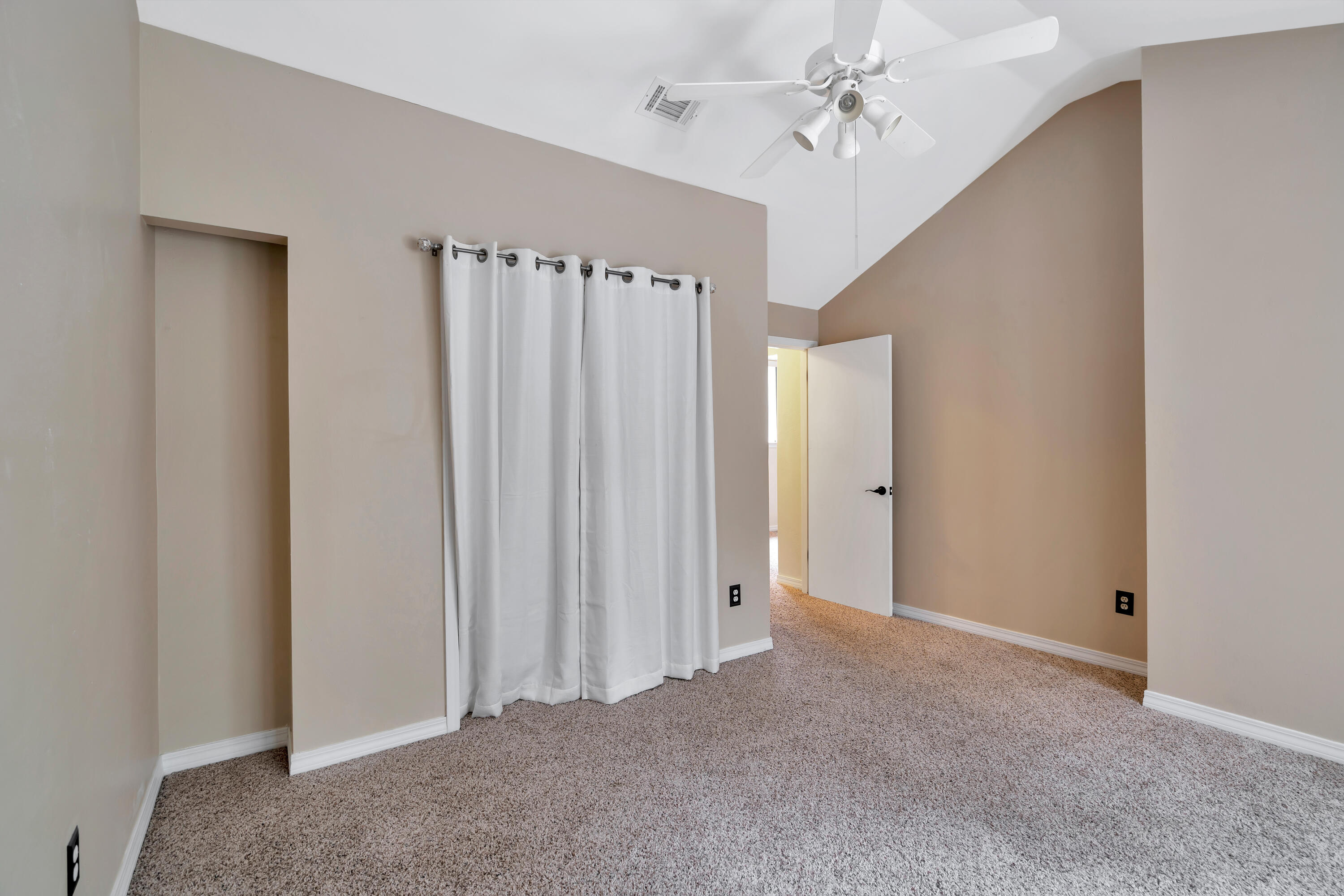 WINDWARD PH 1 BLUEWATER BAY - Residential