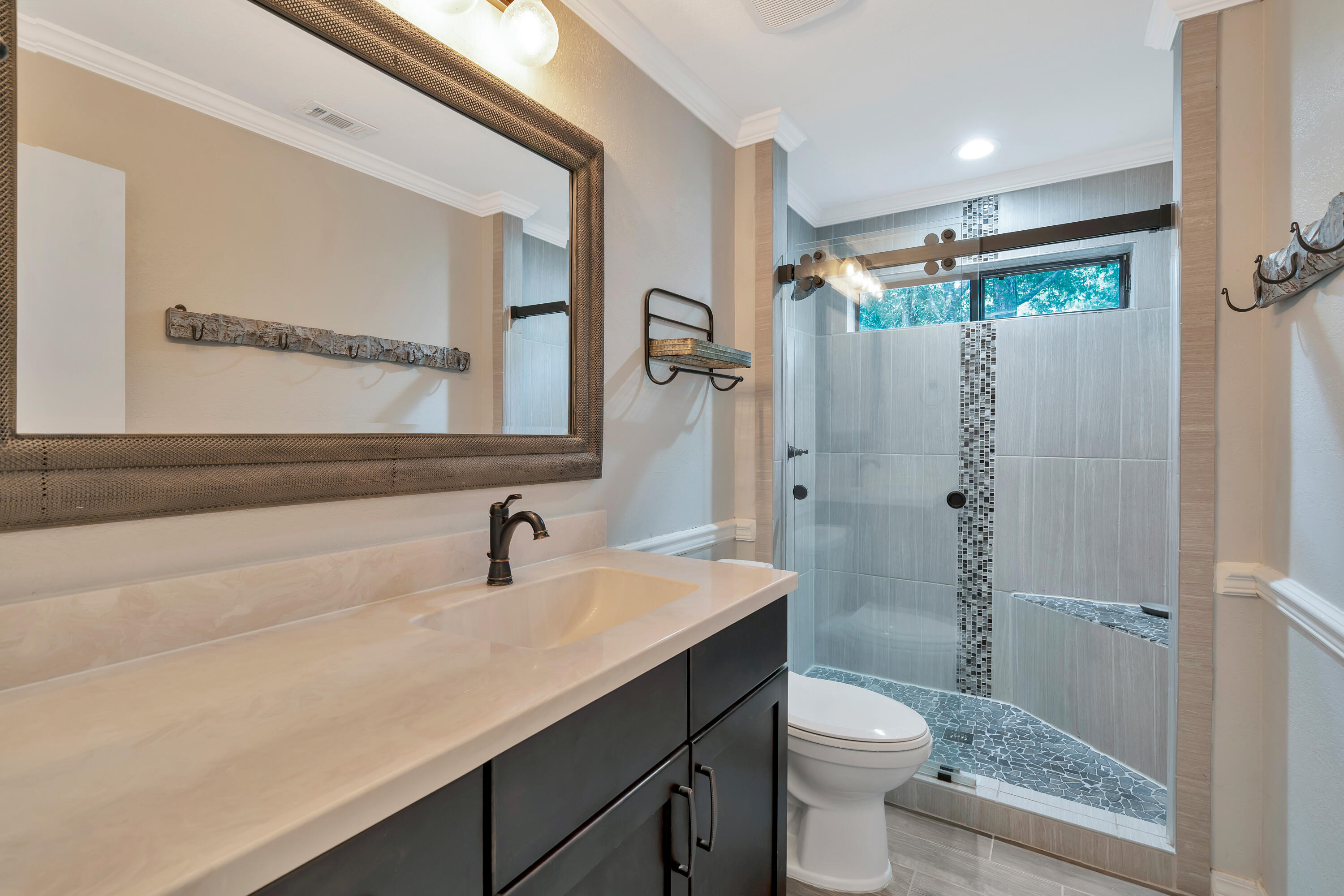 WINDWARD PH 1 BLUEWATER BAY - Residential
