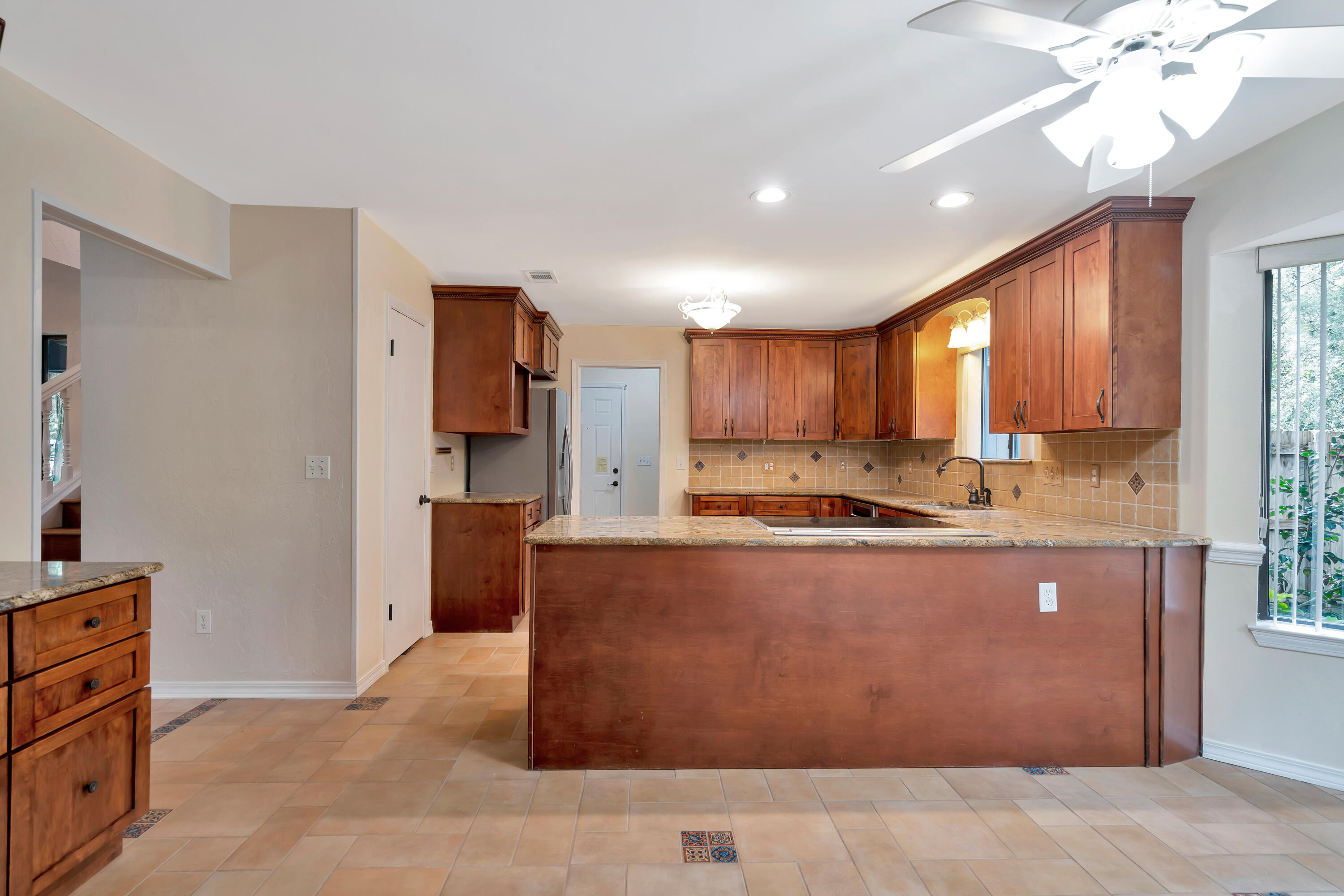 WINDWARD PH 1 BLUEWATER BAY - Residential