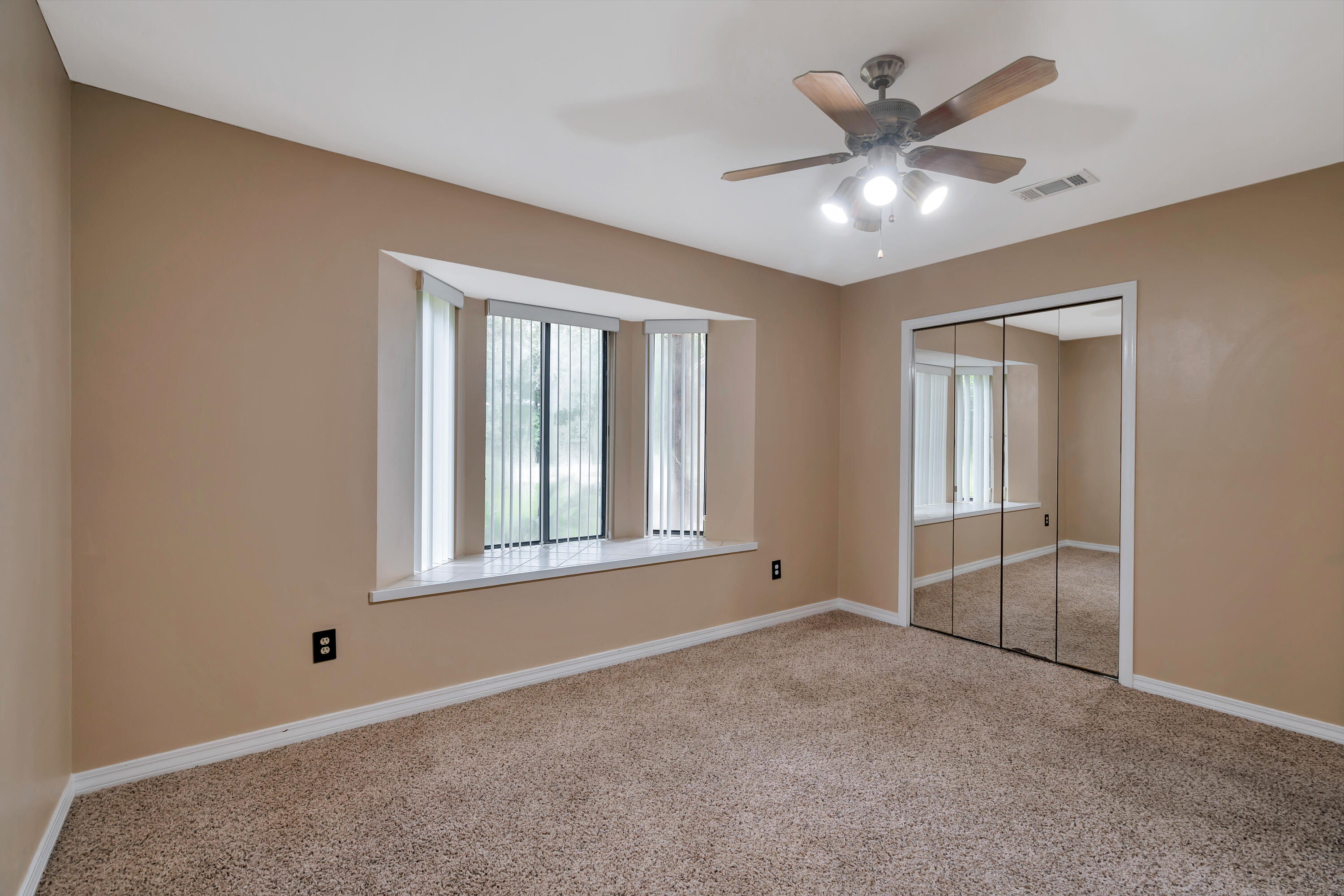 WINDWARD PH 1 BLUEWATER BAY - Residential