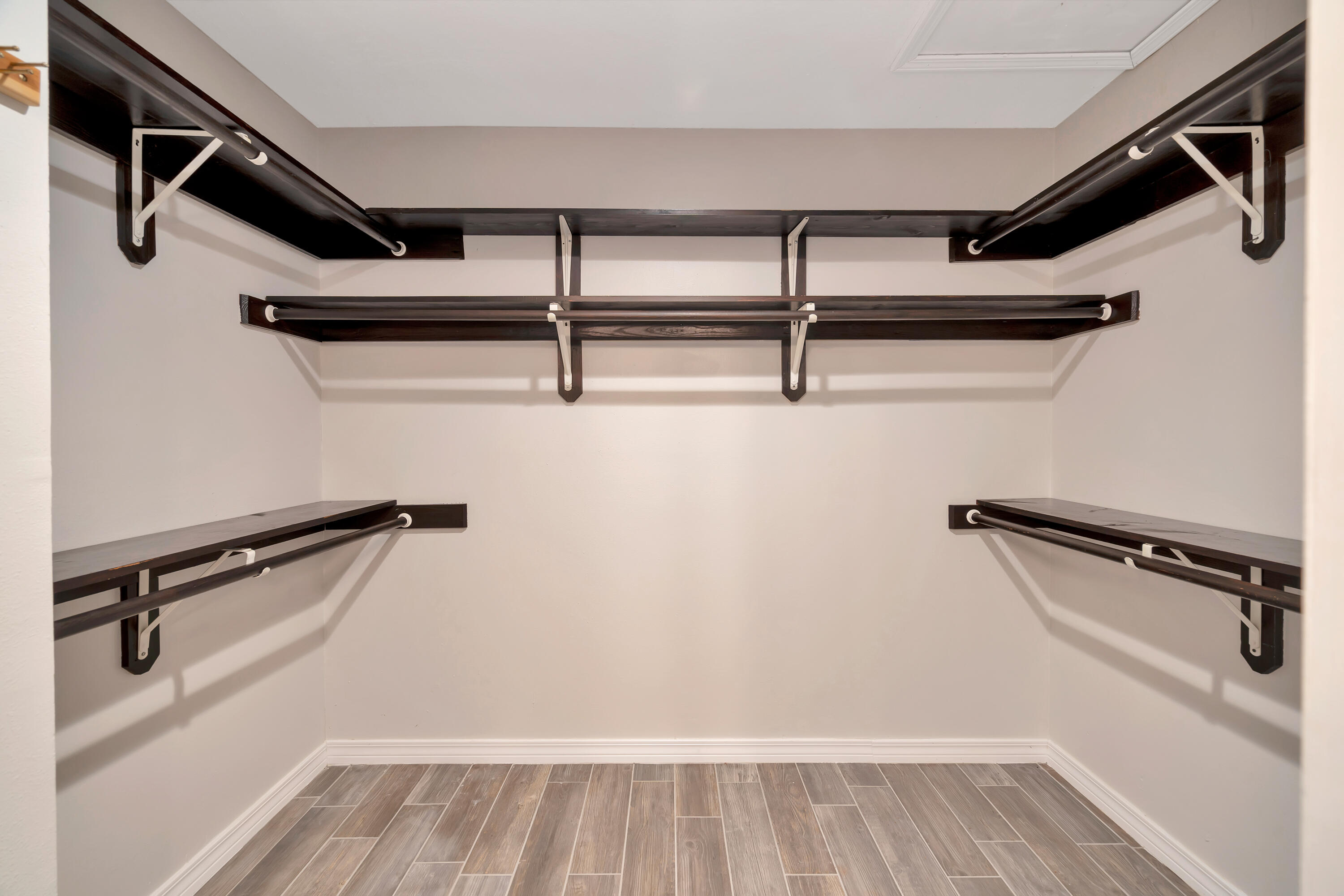 WINDWARD PH 1 BLUEWATER BAY - Residential