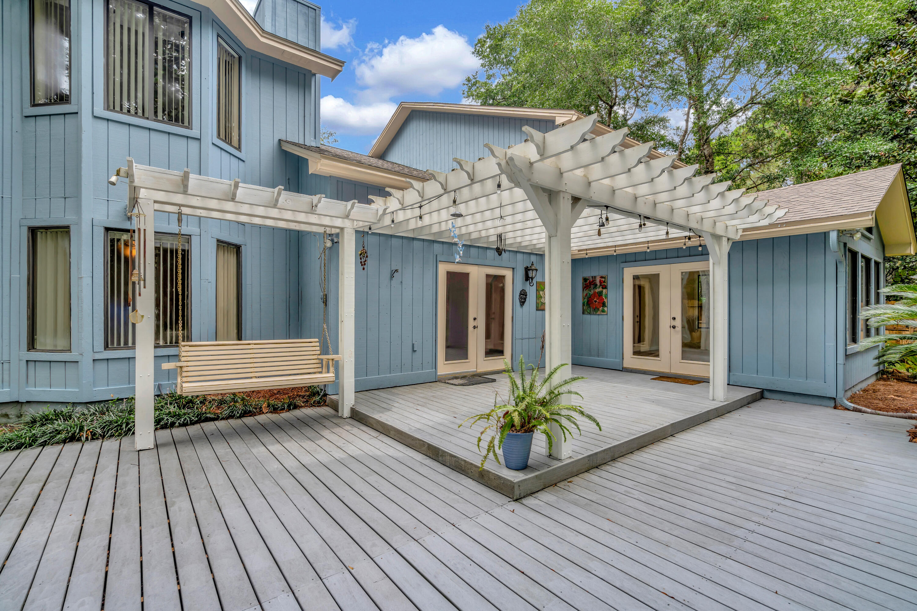 WINDWARD PH 1 BLUEWATER BAY - Residential