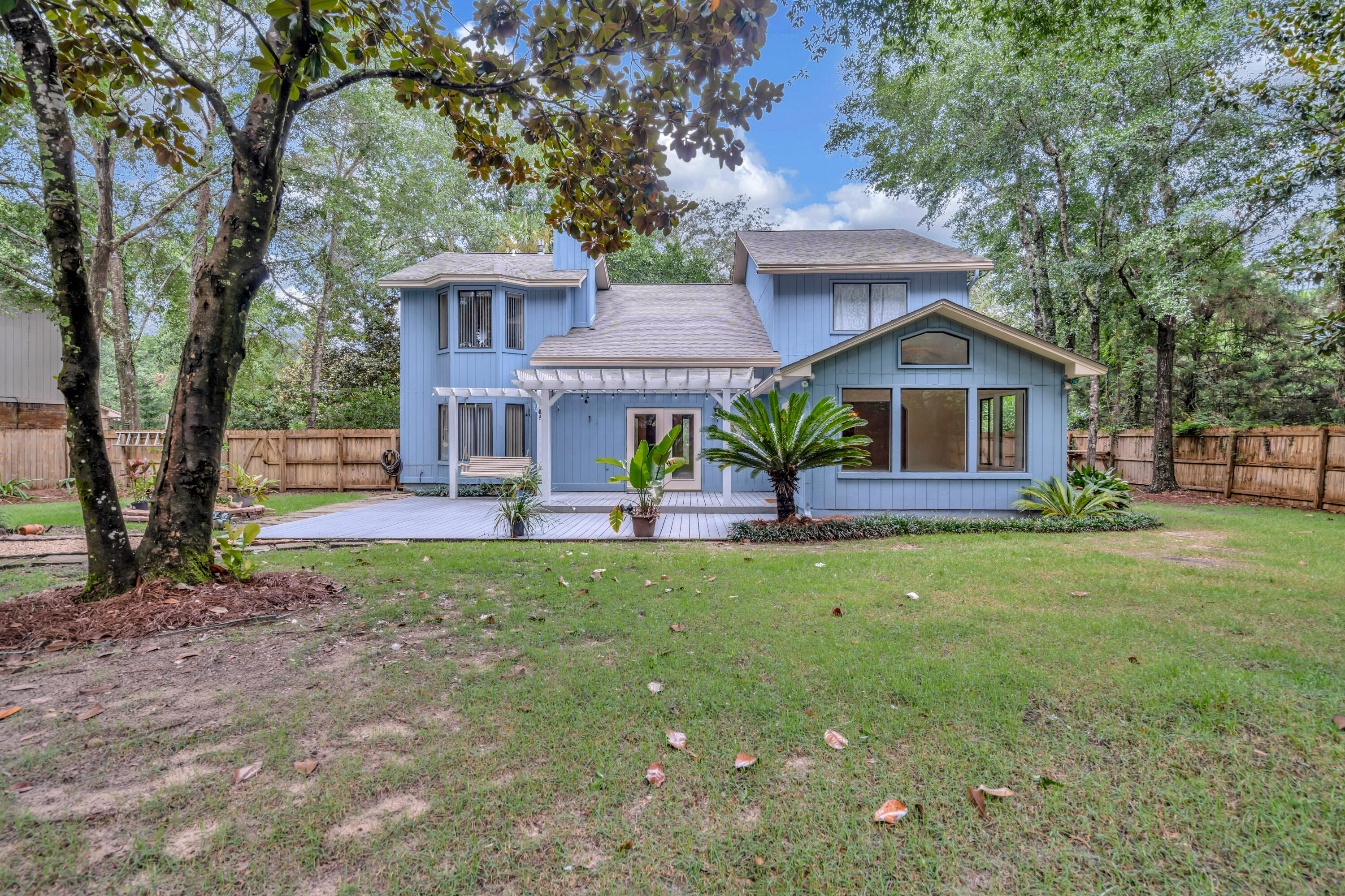 WINDWARD PH 1 BLUEWATER BAY - Residential
