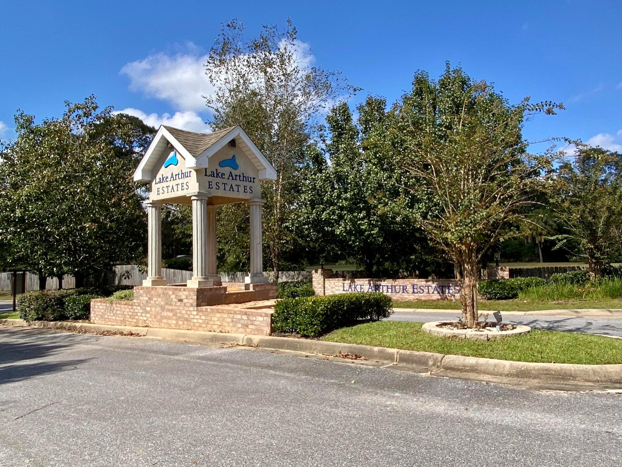 LAKE ARTHUR EST PH I - Land