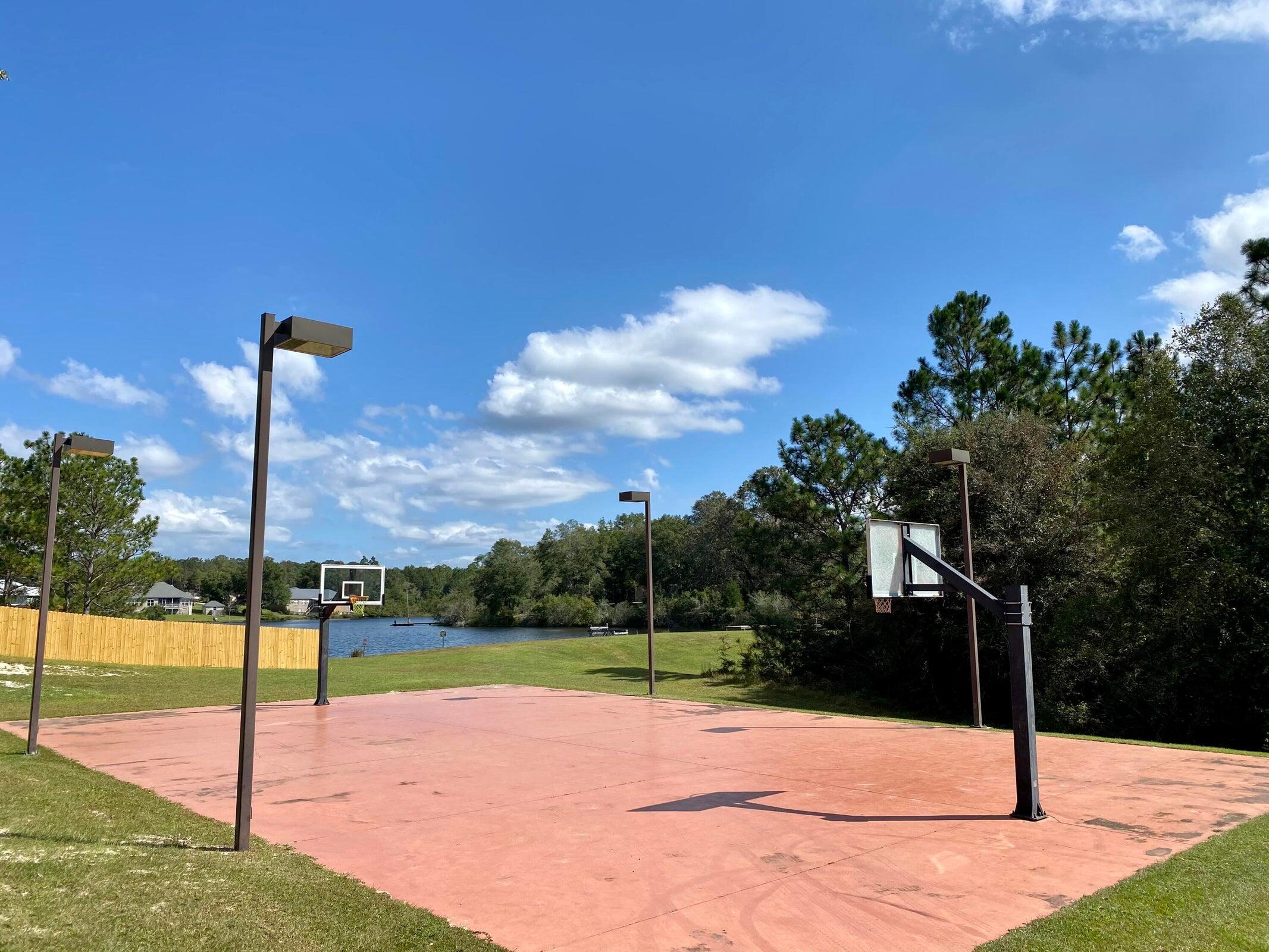 LAKE ARTHUR EST PH I - Land